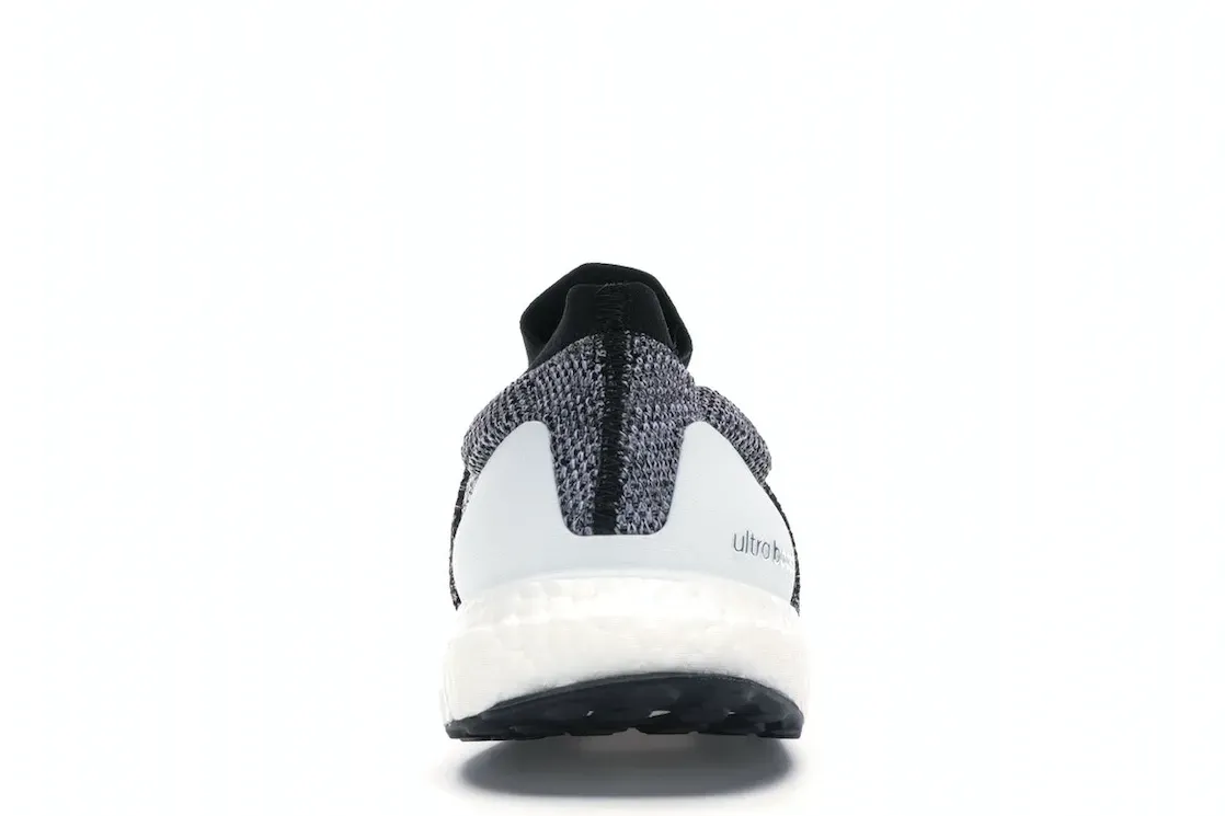 Фото № 4 с приближением к товару «‎adidas Ultra Boost Laceless Oreo»