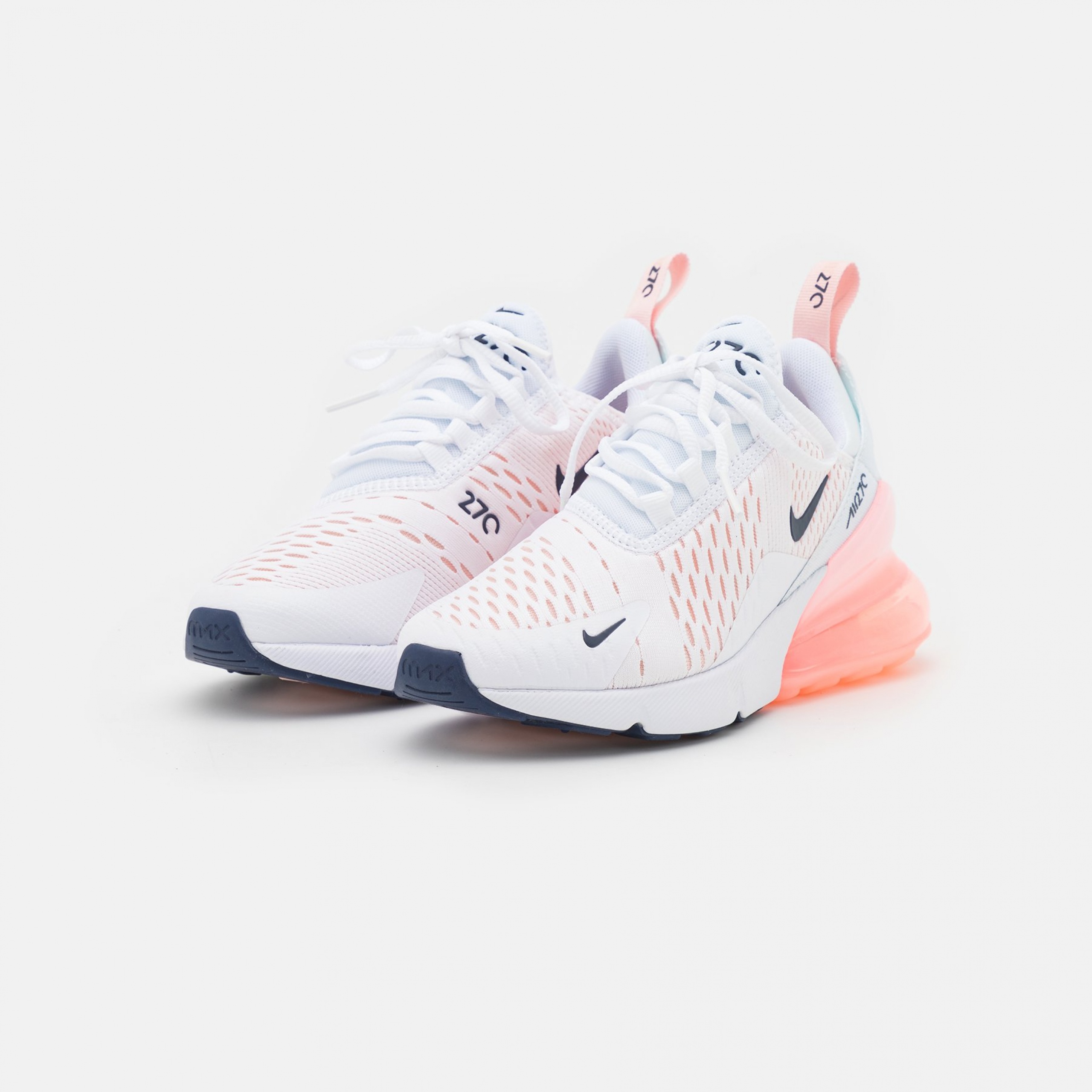Фото № 2 с приближением к товару «‎Nike Air Max 270 »