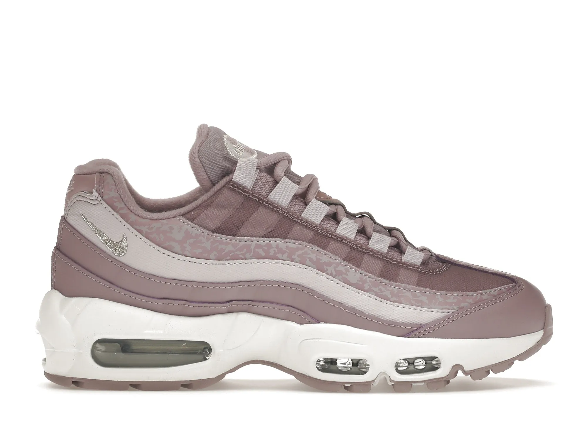 Фото № 1 с приближением к товару «‎Nike Air Max 95 Plum Fog »