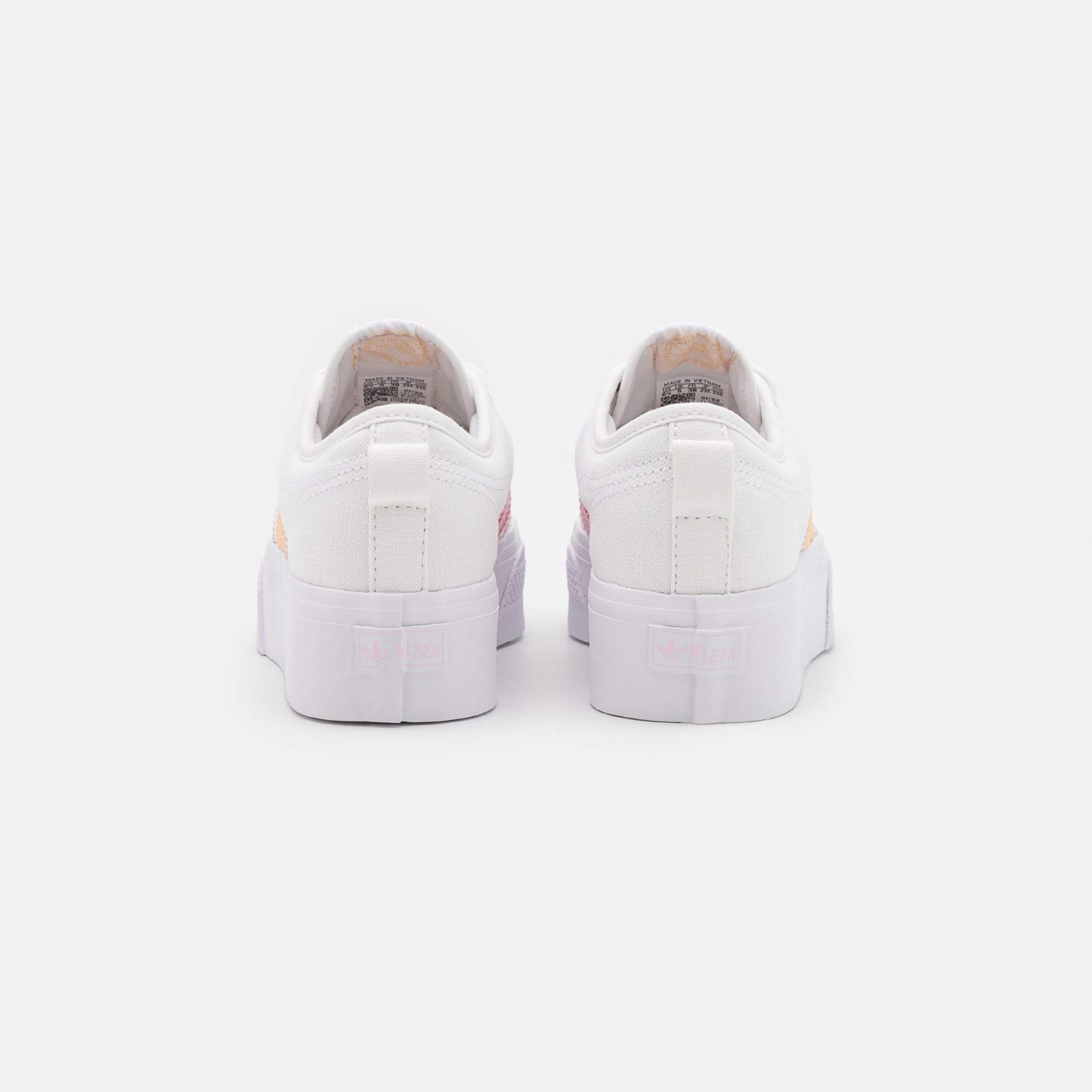 Фото № 4 с приближением к товару «‎Adidas Nizza Platform »