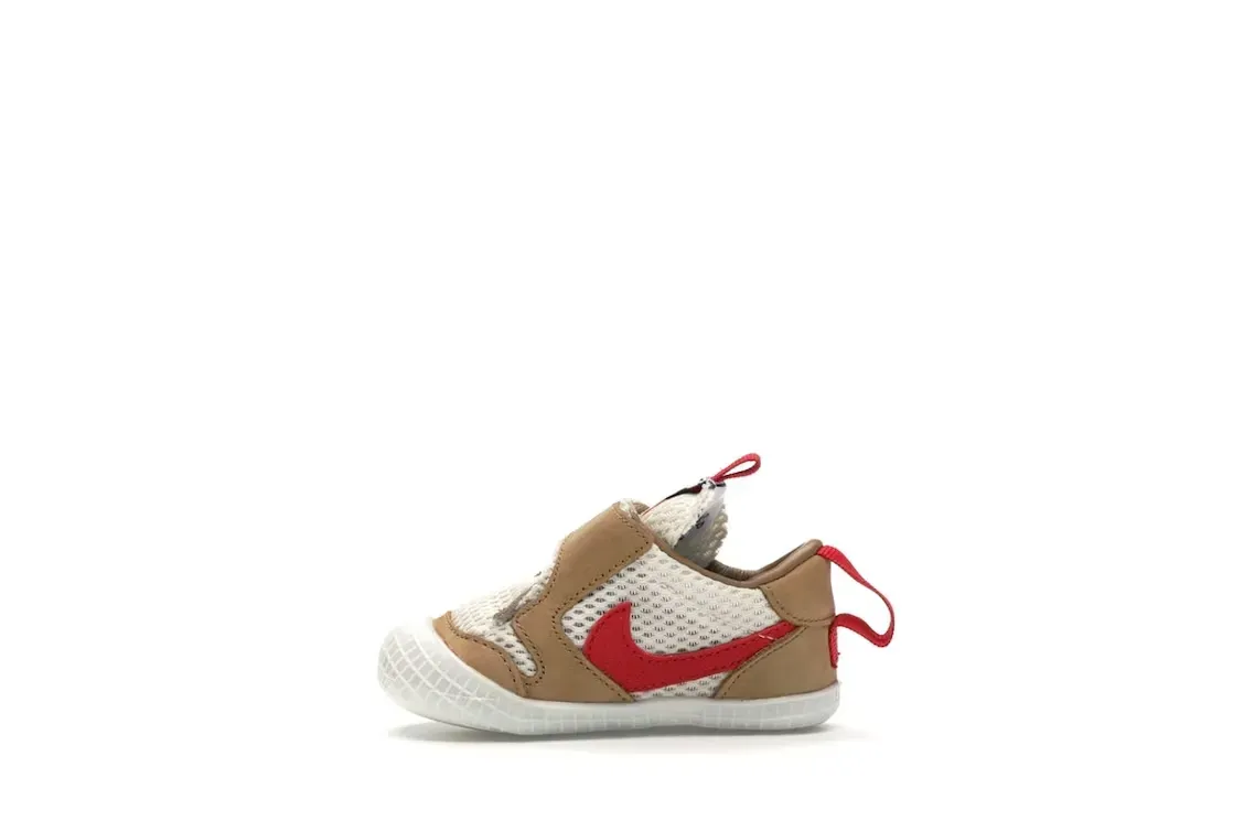 Фото № 3 с приближением к товару «‎Nike Mars Yard»