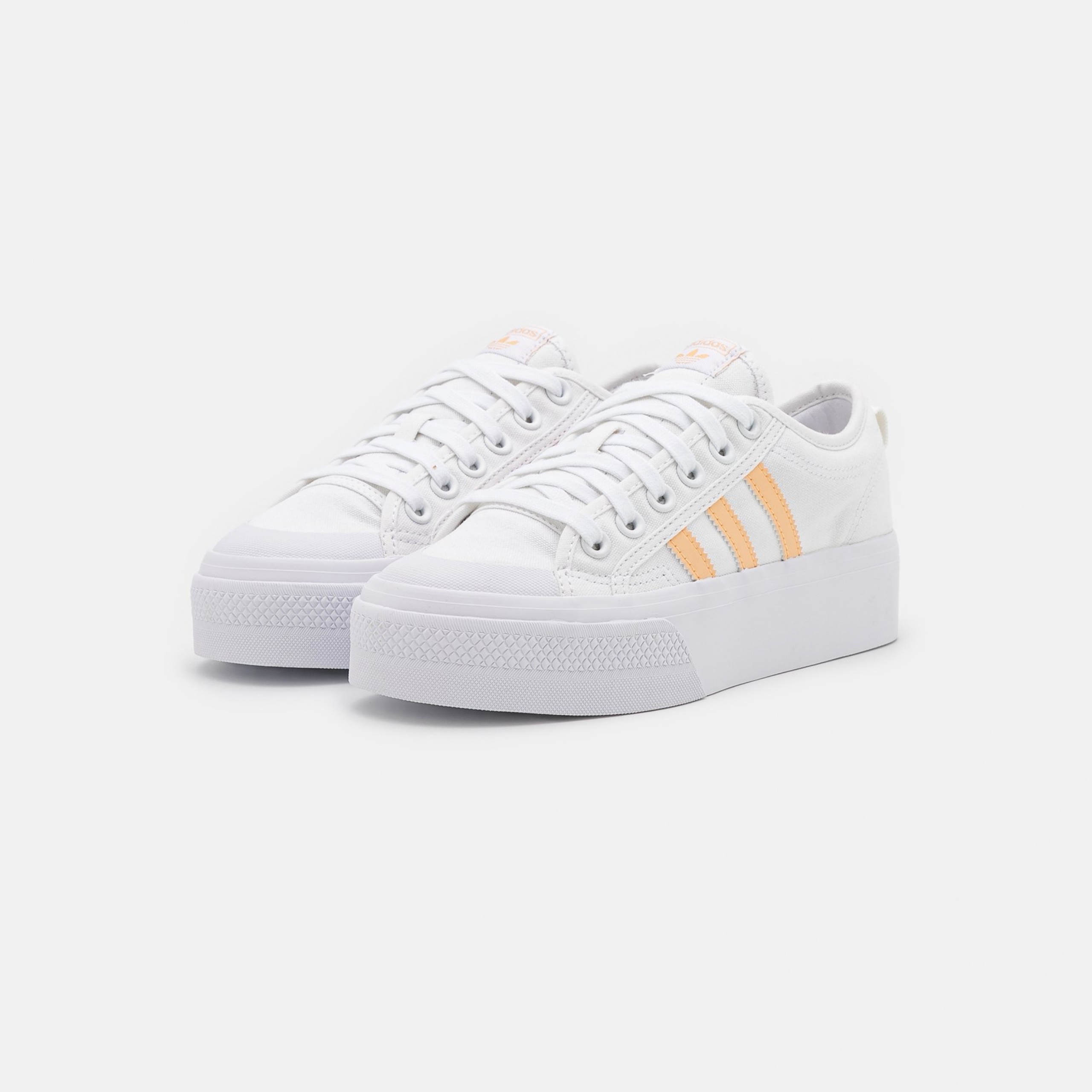 Фото № 3 с приближением к товару «‎Adidas Nizza Platform »