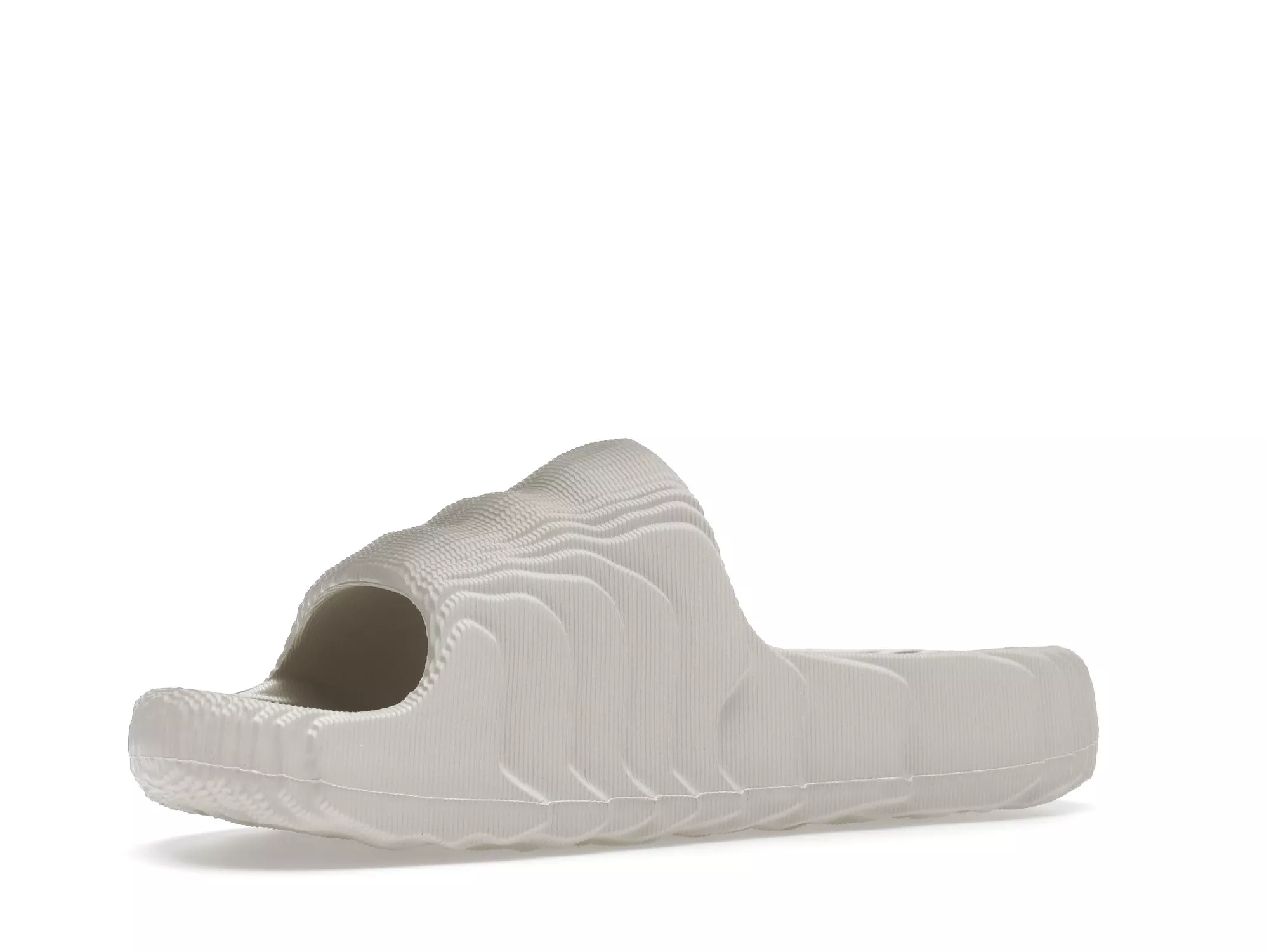 Фото № 3 с приближением к товару «‎adidas Adilette 22 Slides Aluminum»