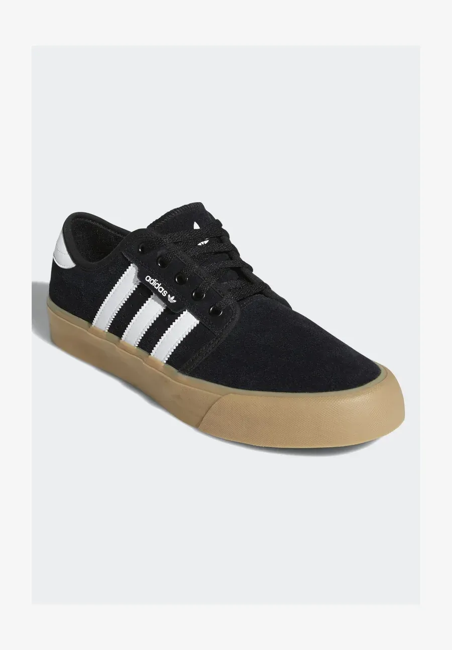 Фото № 2 с приближением к товару «‎SEELEY XT»