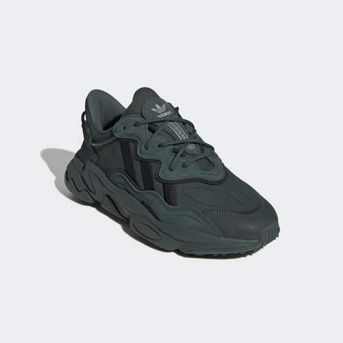 Фото № 4 с приближением к товару «‎Adidas Ozweego»