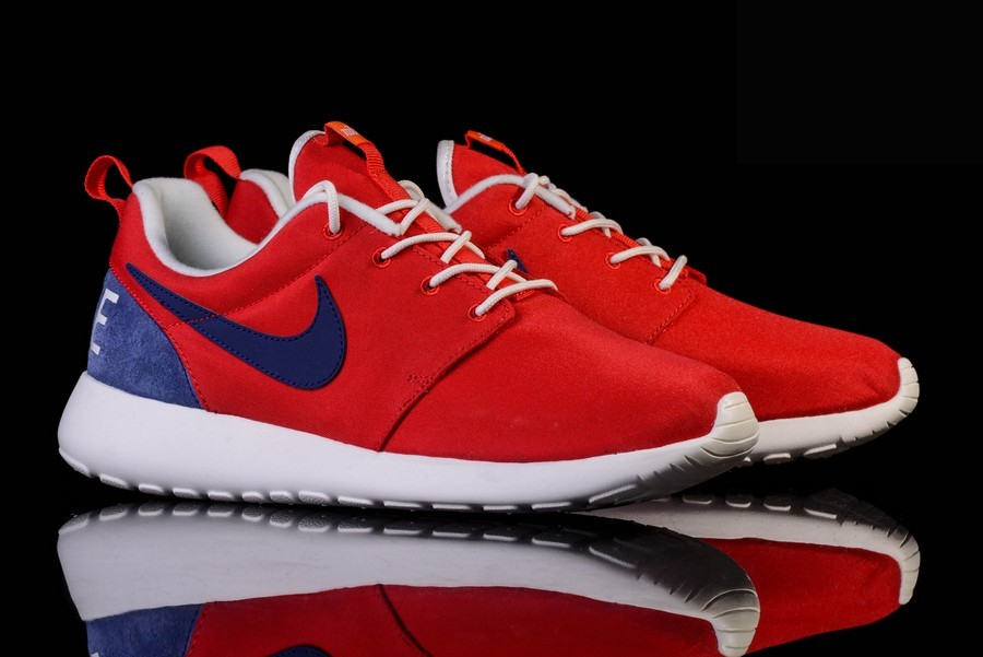 Фото № 1 с приближением к товару «‎Nike Roshe One Retro University »