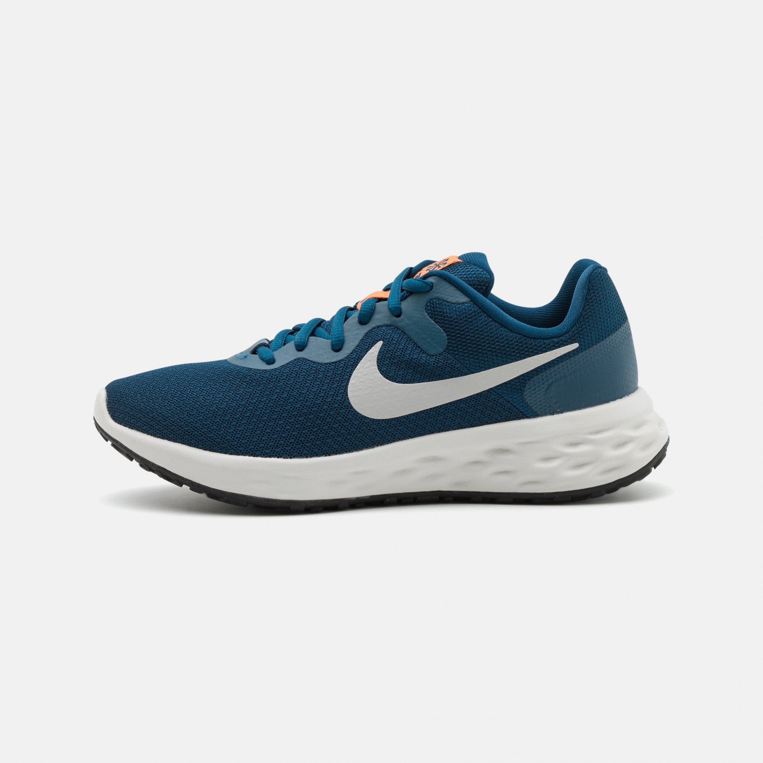 Фото № 1 с приближением к товару «‎W Nike Revolution 6 NN»