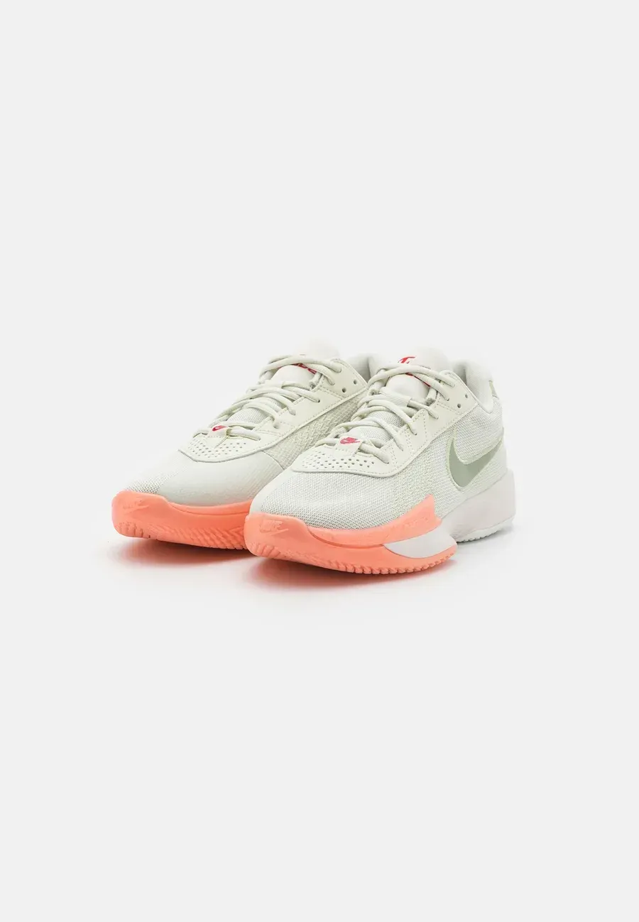 Фото № 2 с приближением к товару «‎G T CUT ACADEMY»