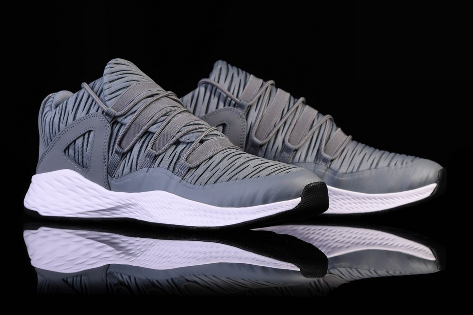 Фото № 2 с приближением к товару «‎Nike Air Jordan Formula 23 Cool »