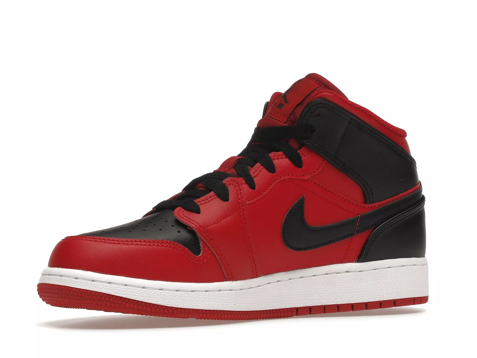 Фото № 3 с приближением к товару «‎Jordan 1 Mid Reverse Bred (2021) »