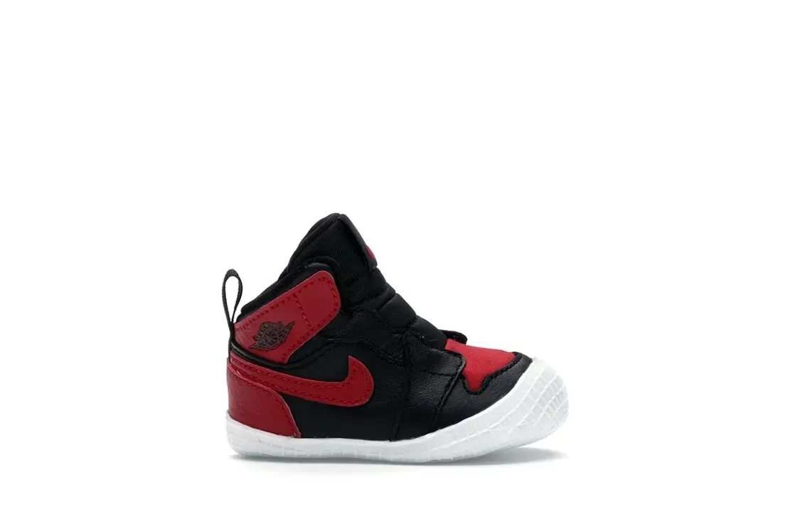 Фото № 1 с приближением к товару «‎Jordan 1 Crib Bootie»