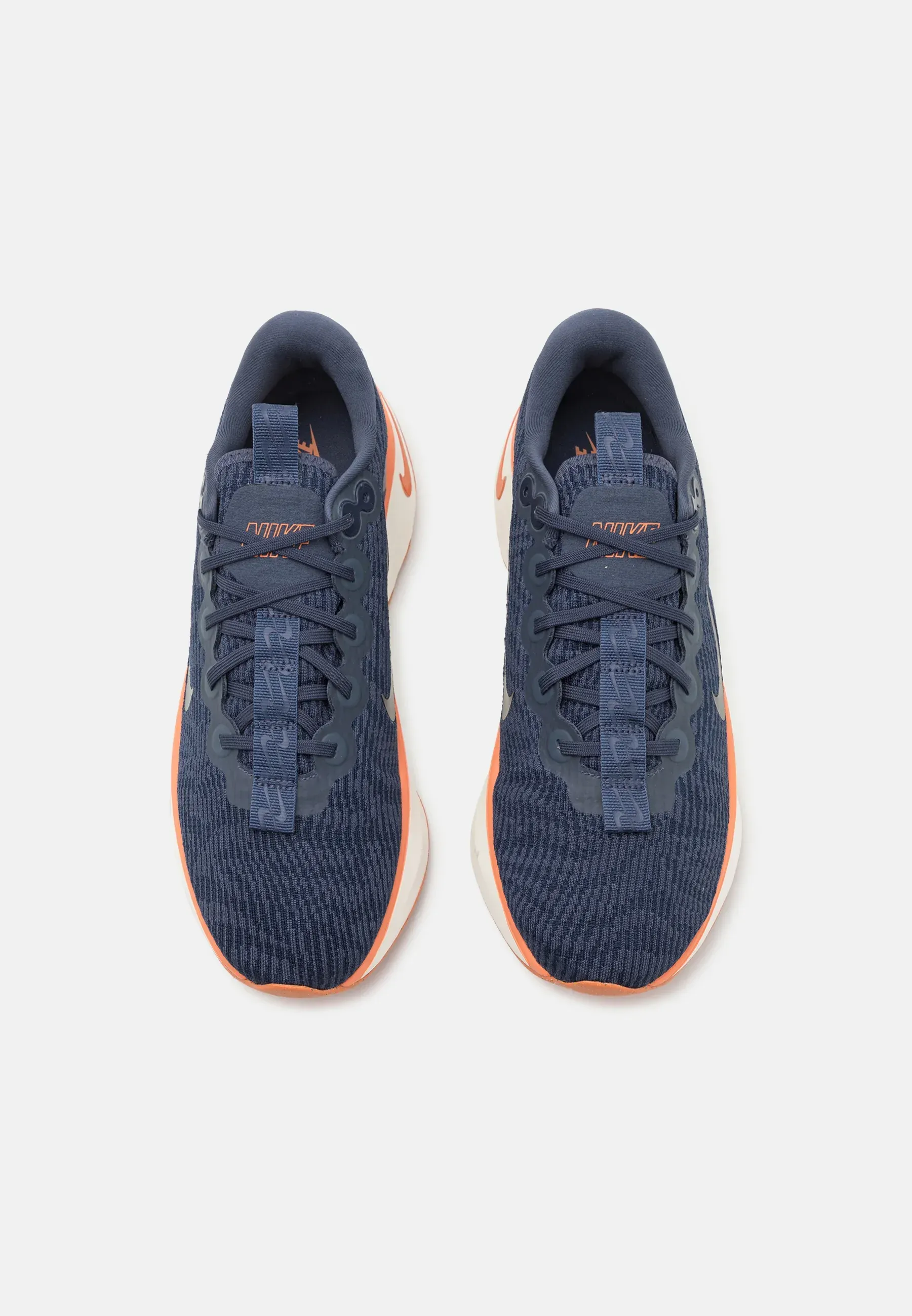 Фото № 4 с приближением к товару «‎MOTIVA»