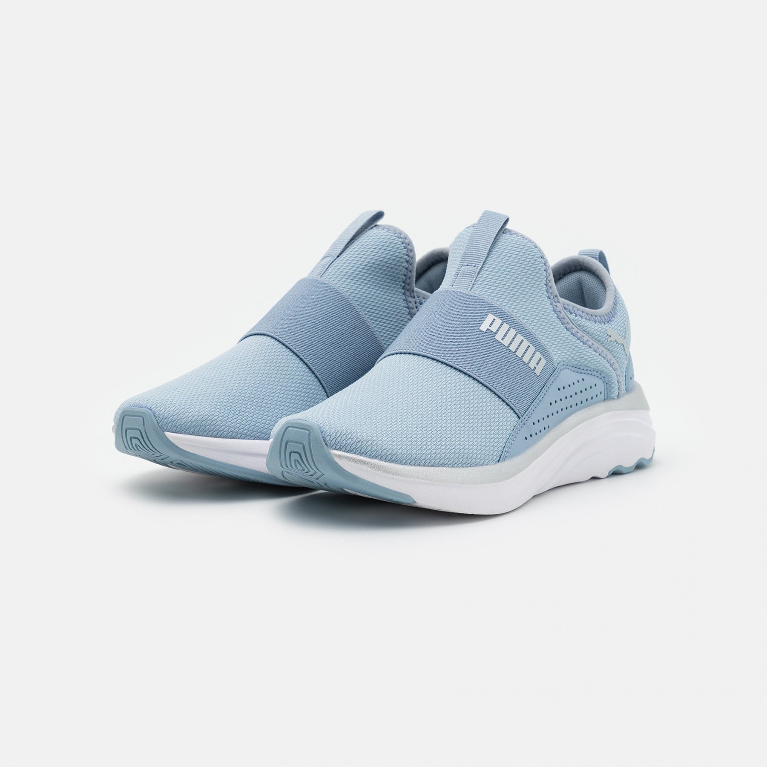 Фото № 2 с приближением к товару «‎Puma Softride Sophia Slip ON»