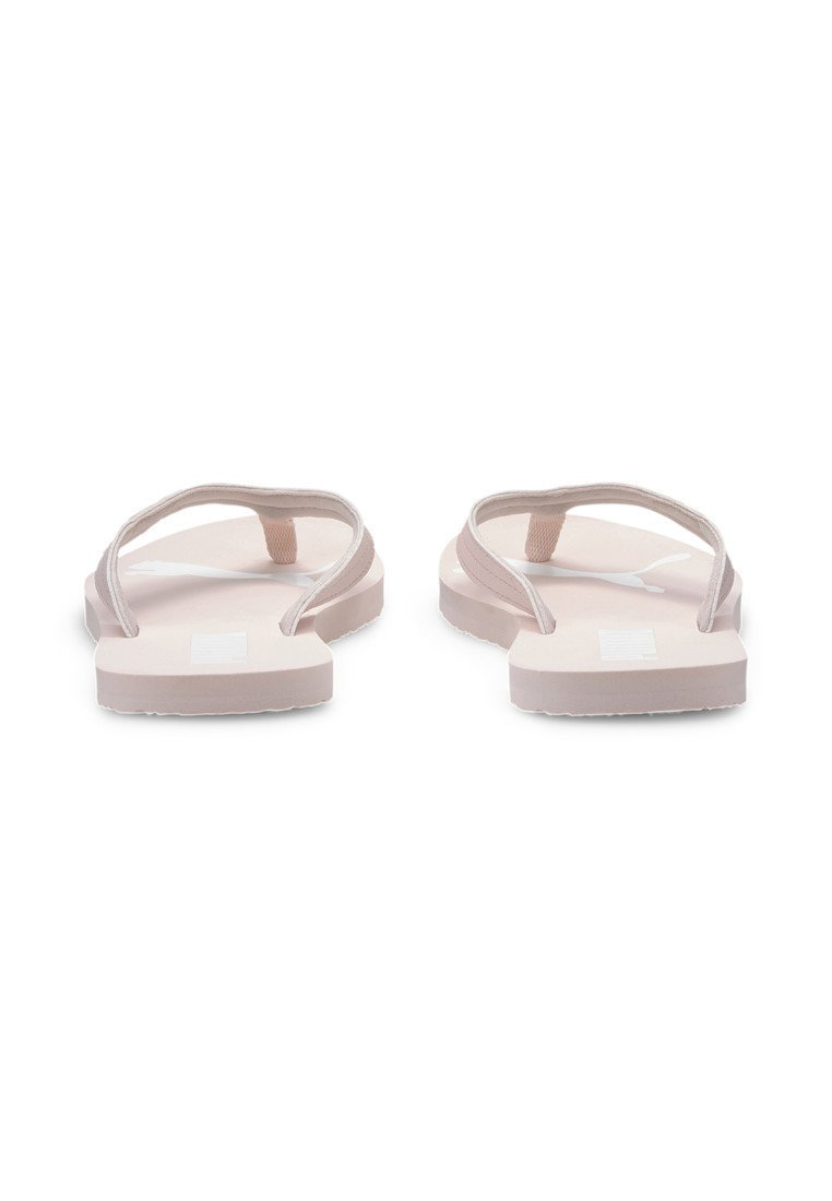 Фото № 4 с приближением к товару «‎Puma Cosy Flip»