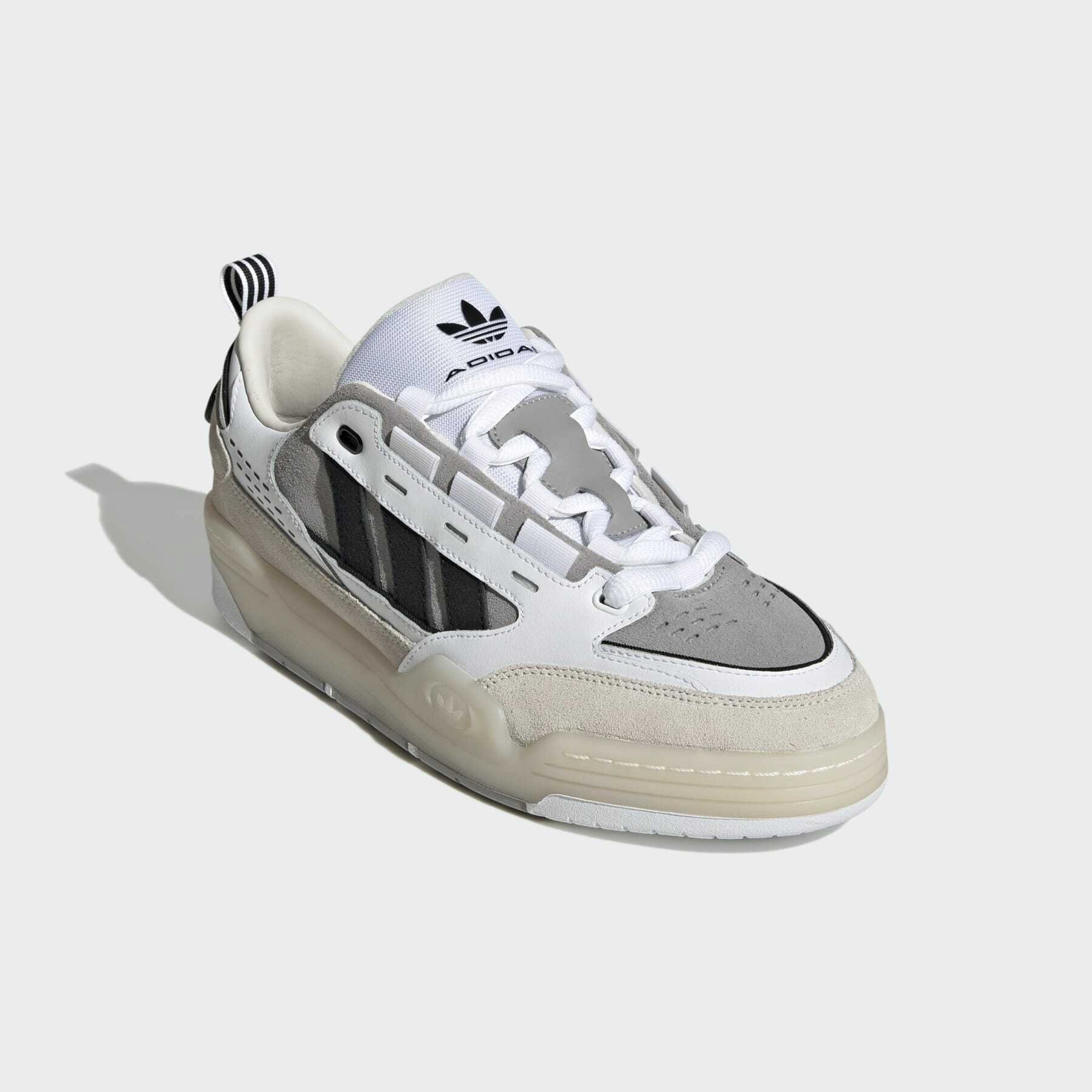 Фото № 2 с приближением к товару «‎Adidas »