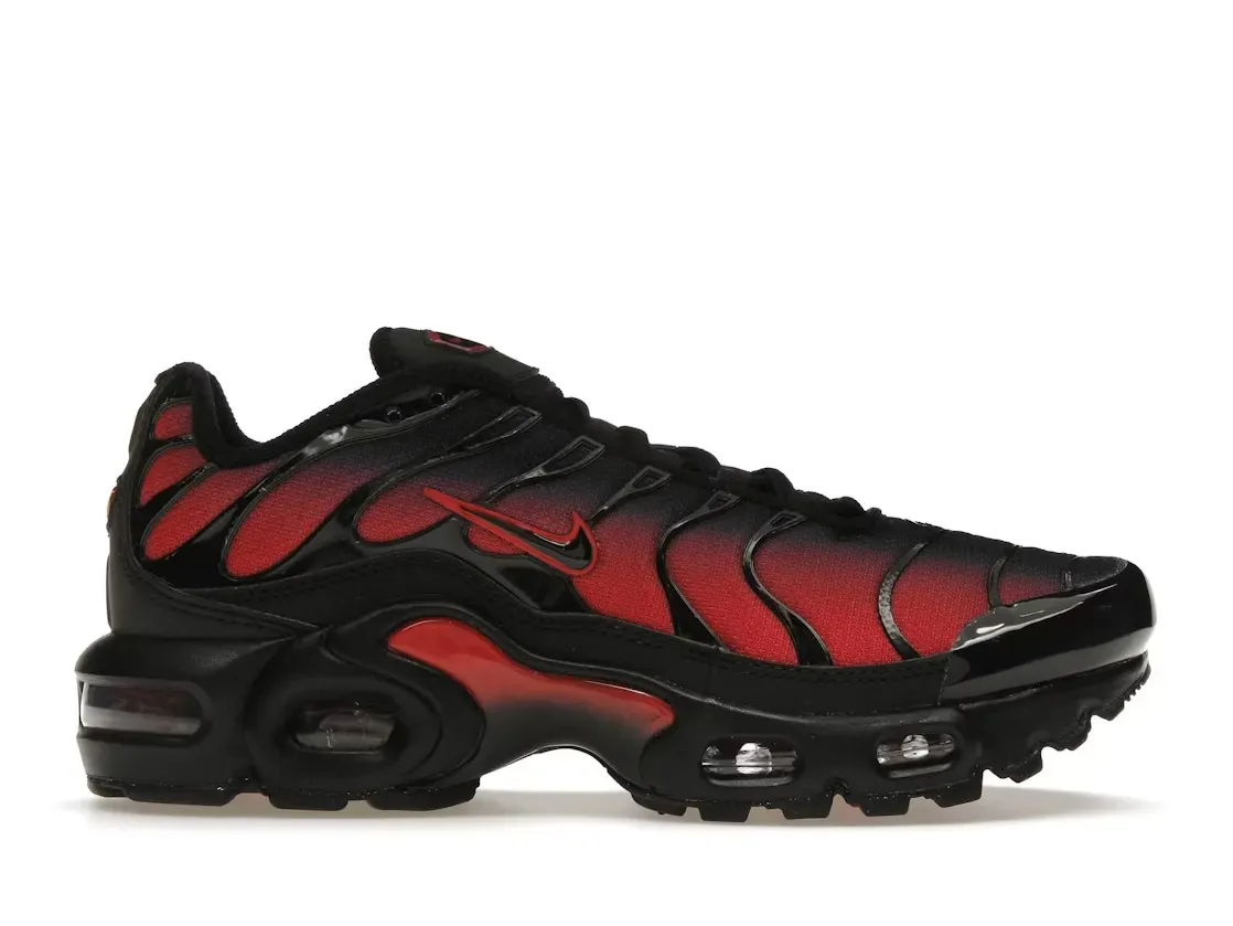 Фото № 1 с приближением к товару «‎Nike Air Max Plus»