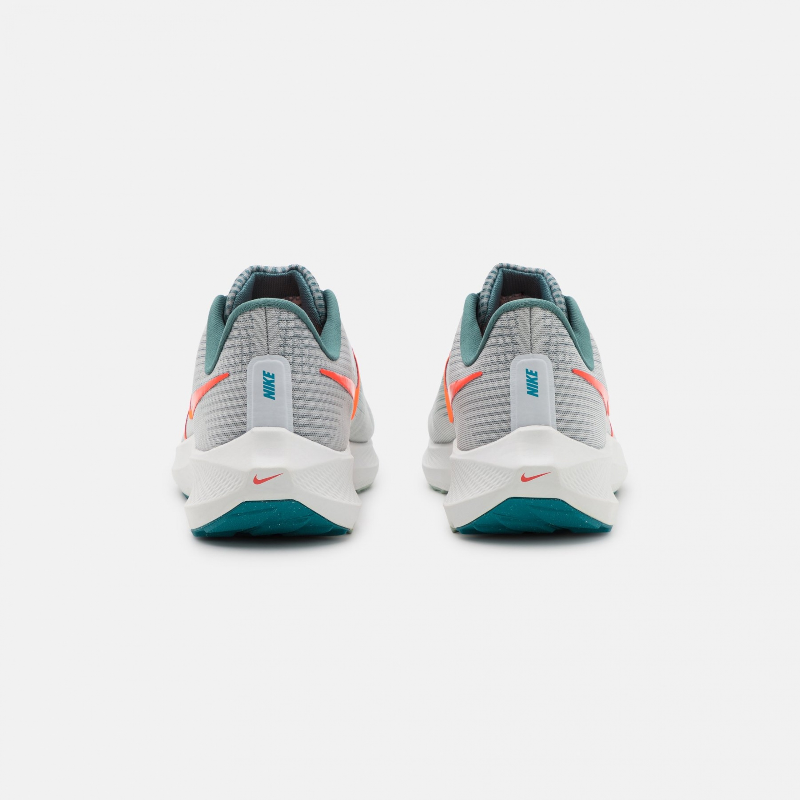 Фото № 3 с приближением к товару «‎Nike Air Zoom Pegasus 39»