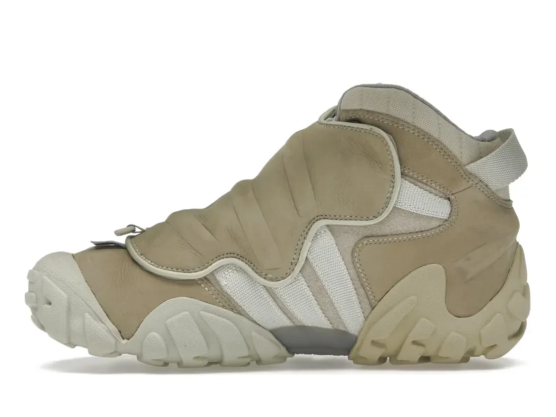 Фото № 3 с приближением к товару «‎adidas Radlander EQT»