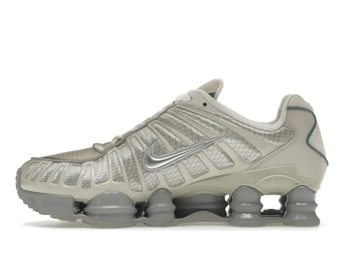 Фото № 3 с приближением к товару «‎Nike Shox TL Light Bone Metallic Silver Cool Grey»