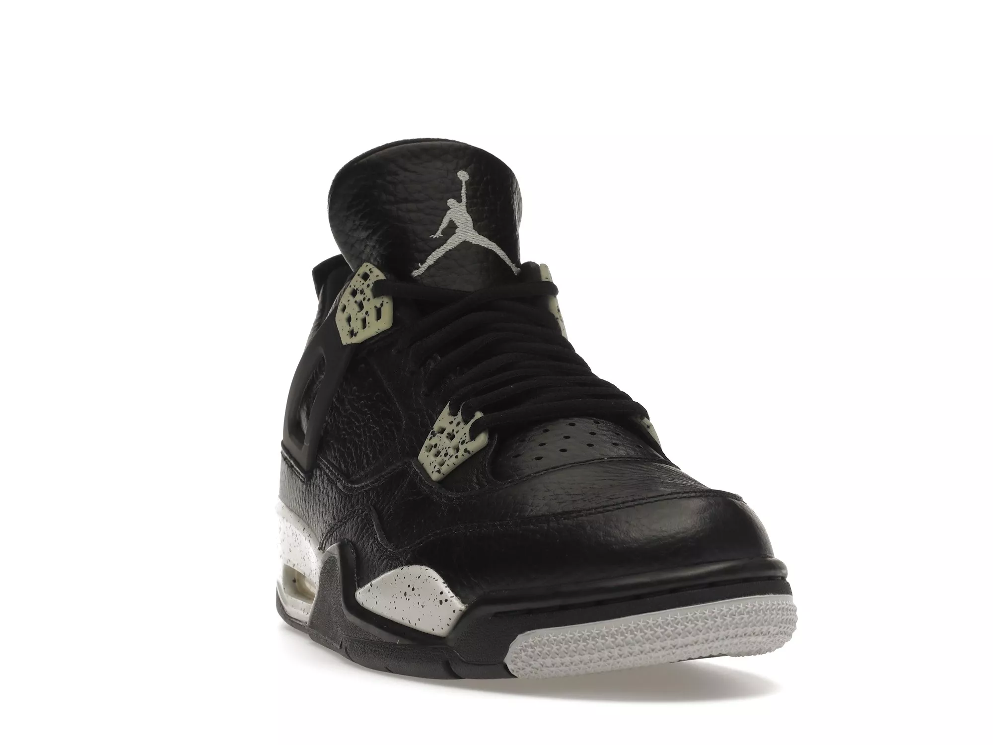 Фото № 6 с приближением к товару «‎Jordan 4 Retro Oreo (2015)»