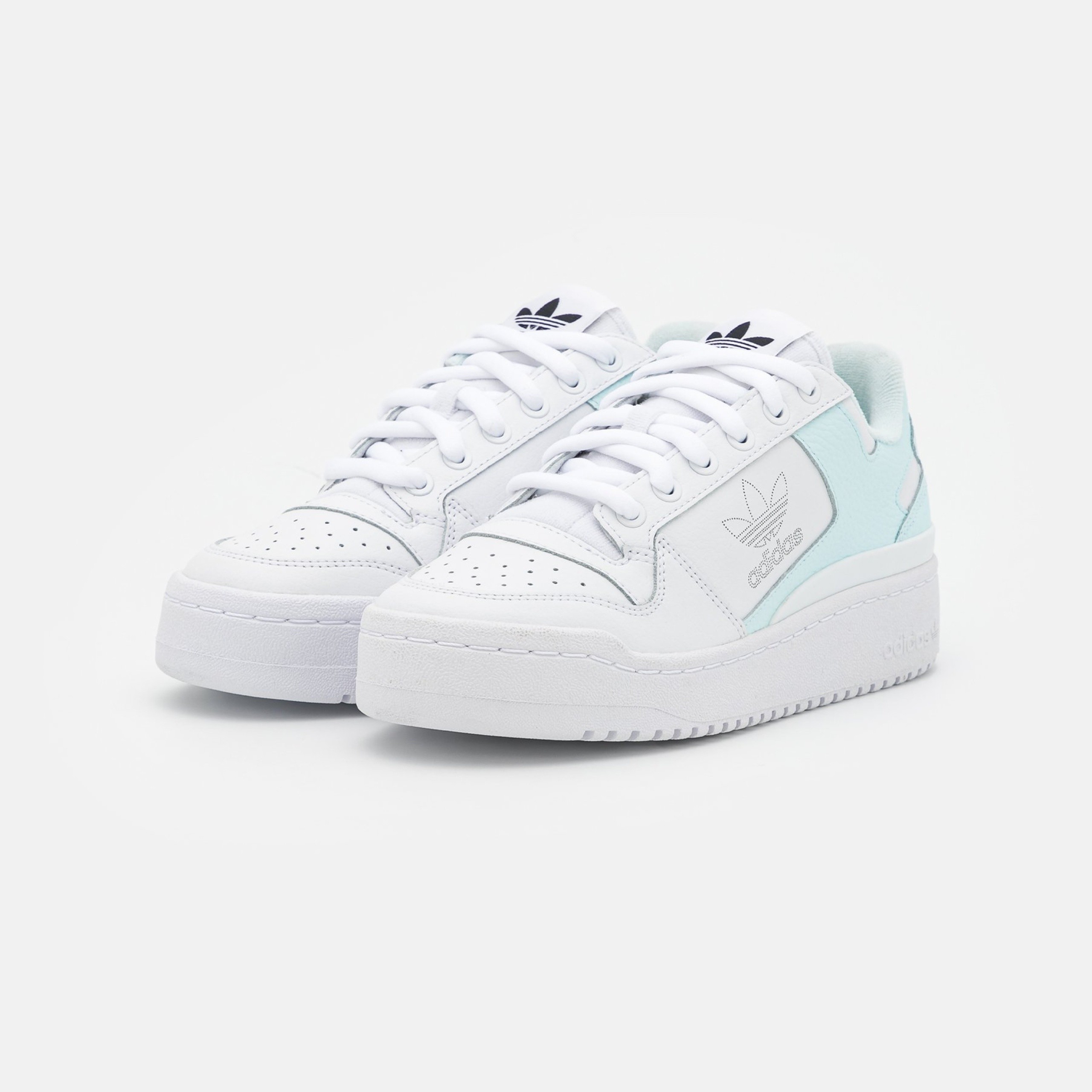 Фото № 3 с приближением к товару «‎Adidas Forum Bold »