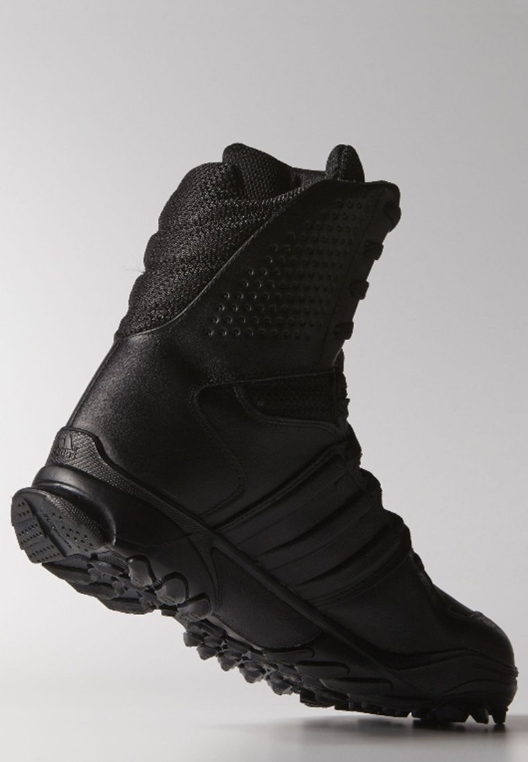 Фото № 5 с приближением к товару «‎Adidas Gsg9»