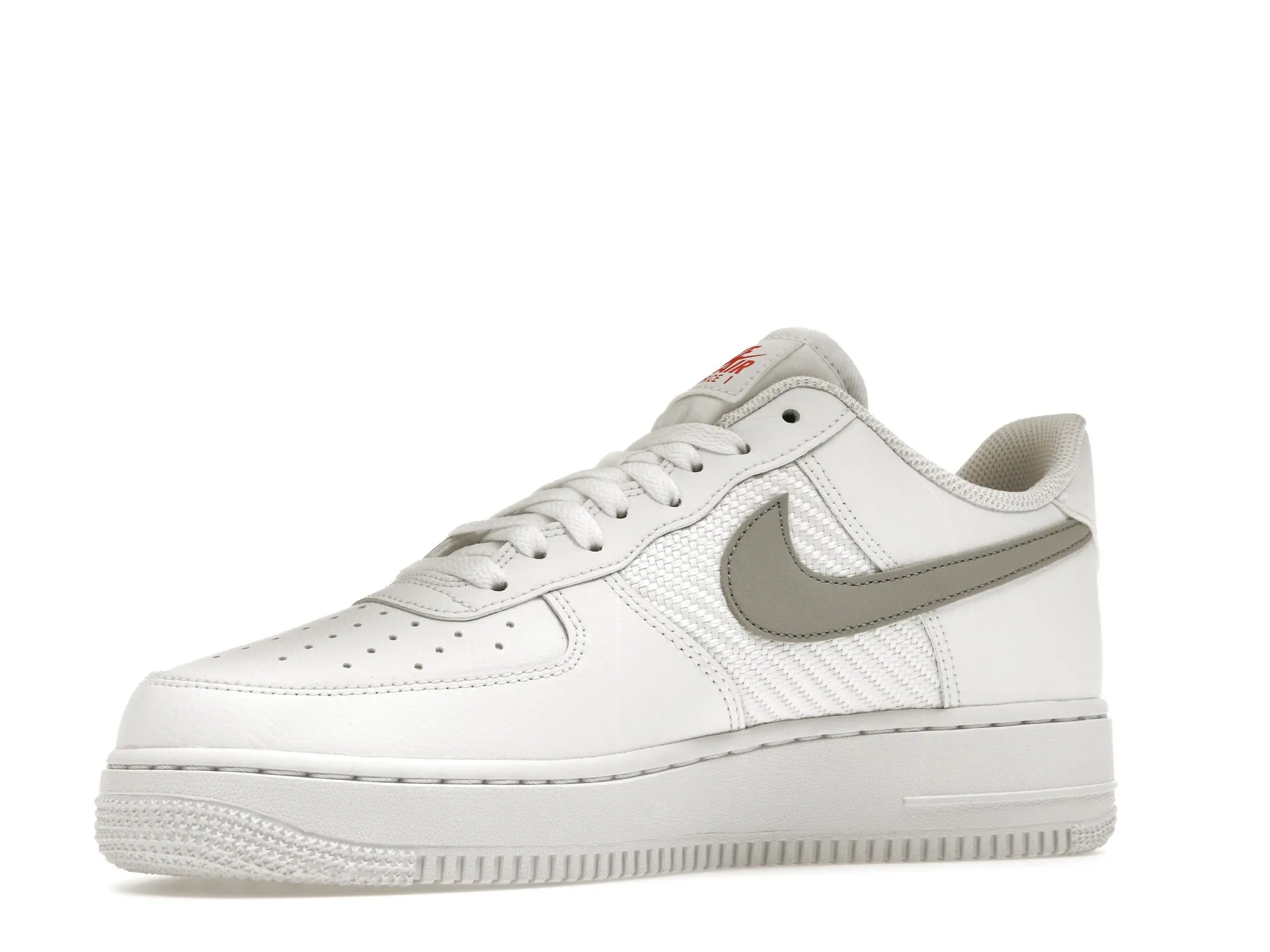 Фото № 2 с приближением к товару «‎Nike Air Force 1 Low 07 SE Double Swoosh White Picante»