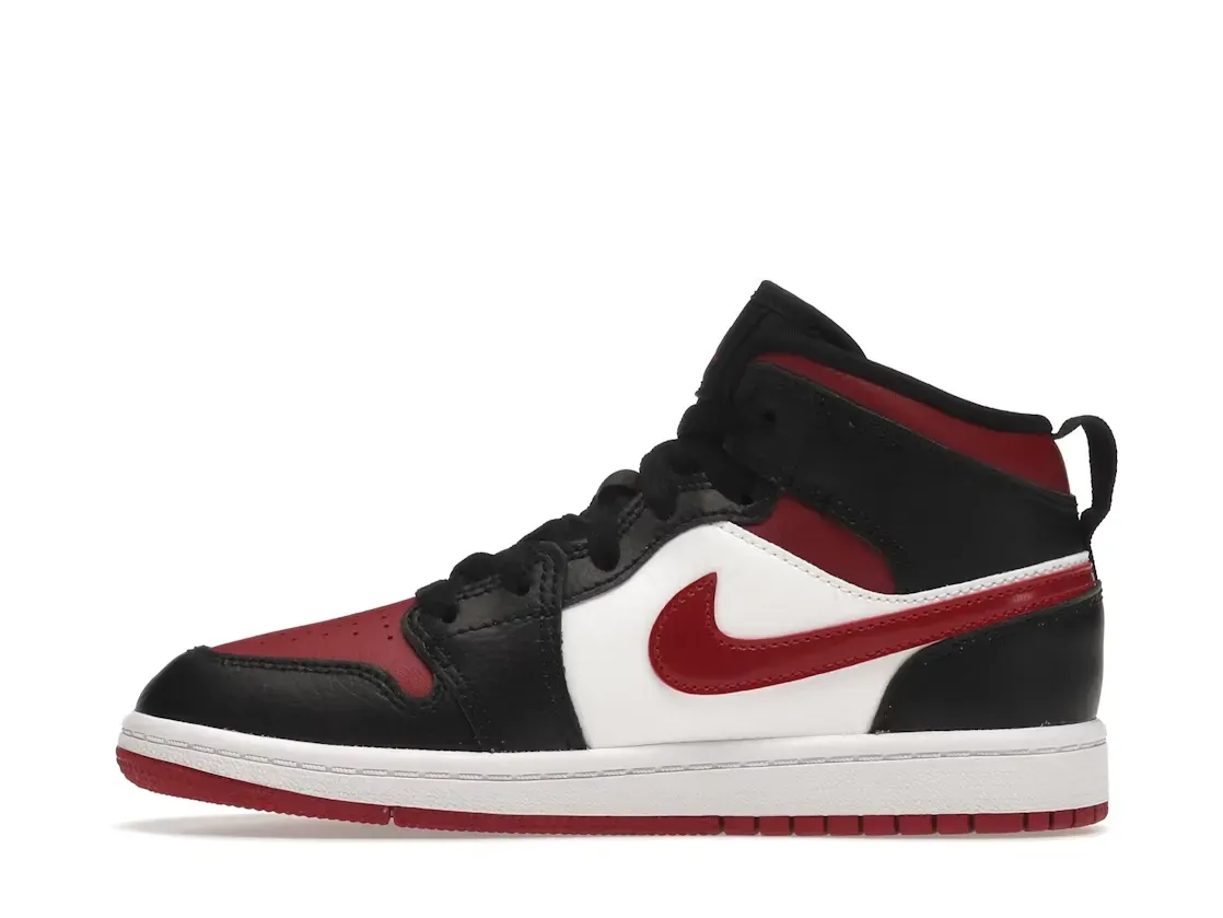 Фото № 3 с приближением к товару «‎Jordan 1 Mid»