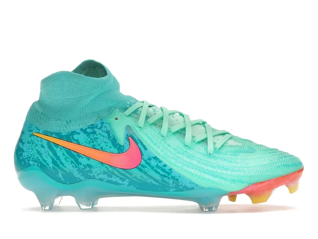 Фото № 1 с приближением к товару «‎Nike Phantom Luna 2 Elite LV8 FG»