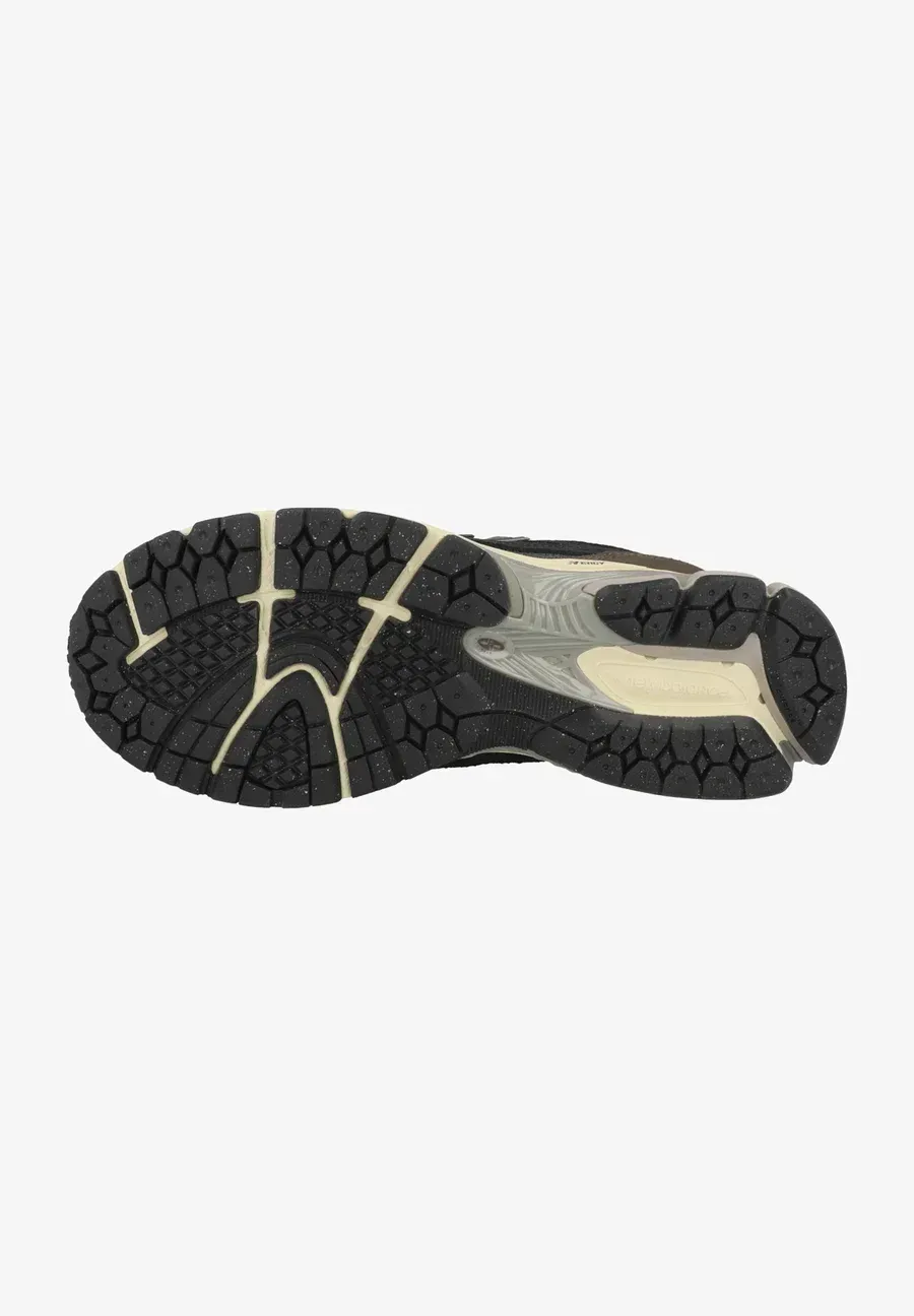 Фото № 4 с приближением к товару «‎Кроссовки New Balance SPNE212O0MB-C11»