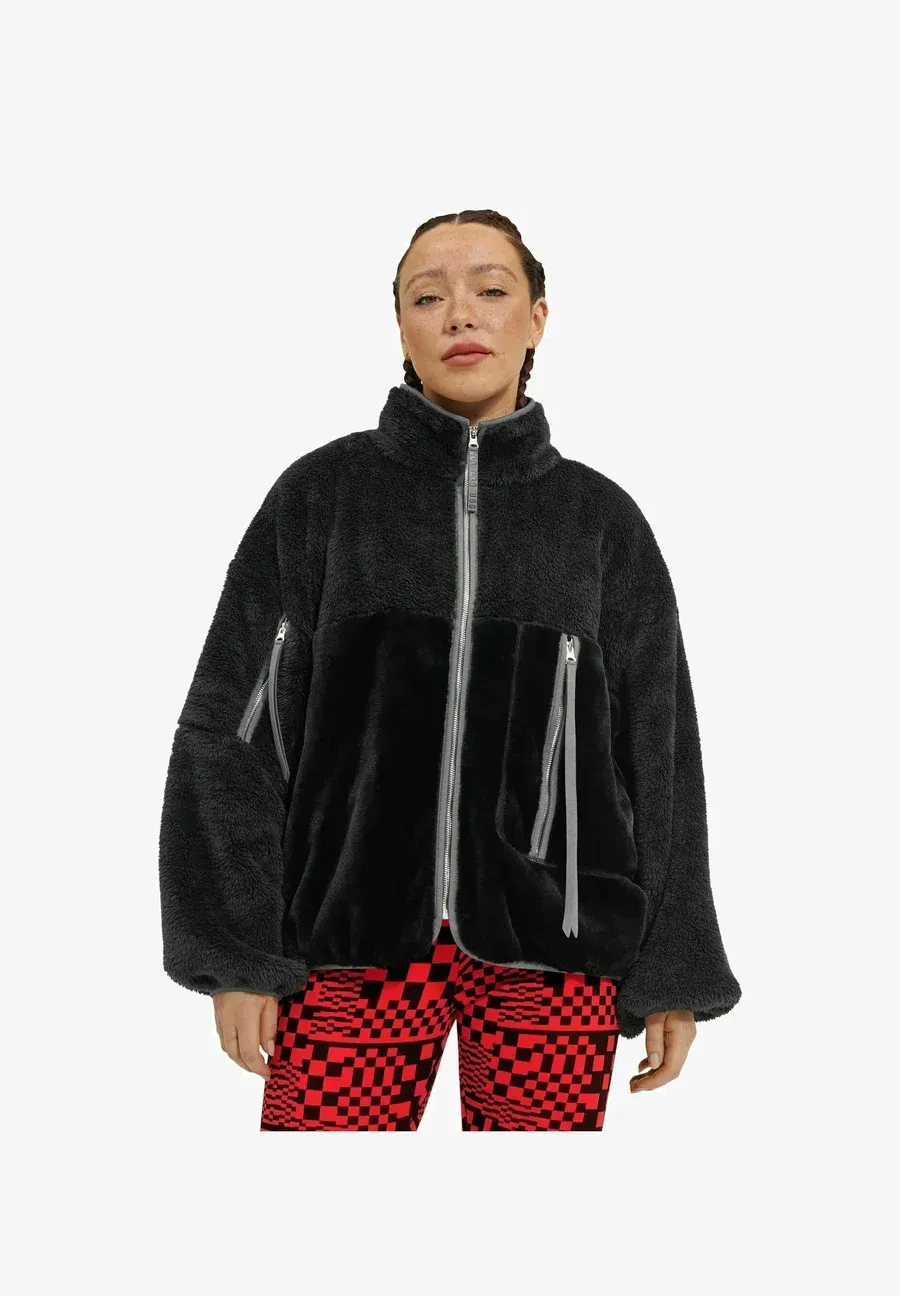 Фото № 3 с приближением к товару «‎MARLENE JACKET»