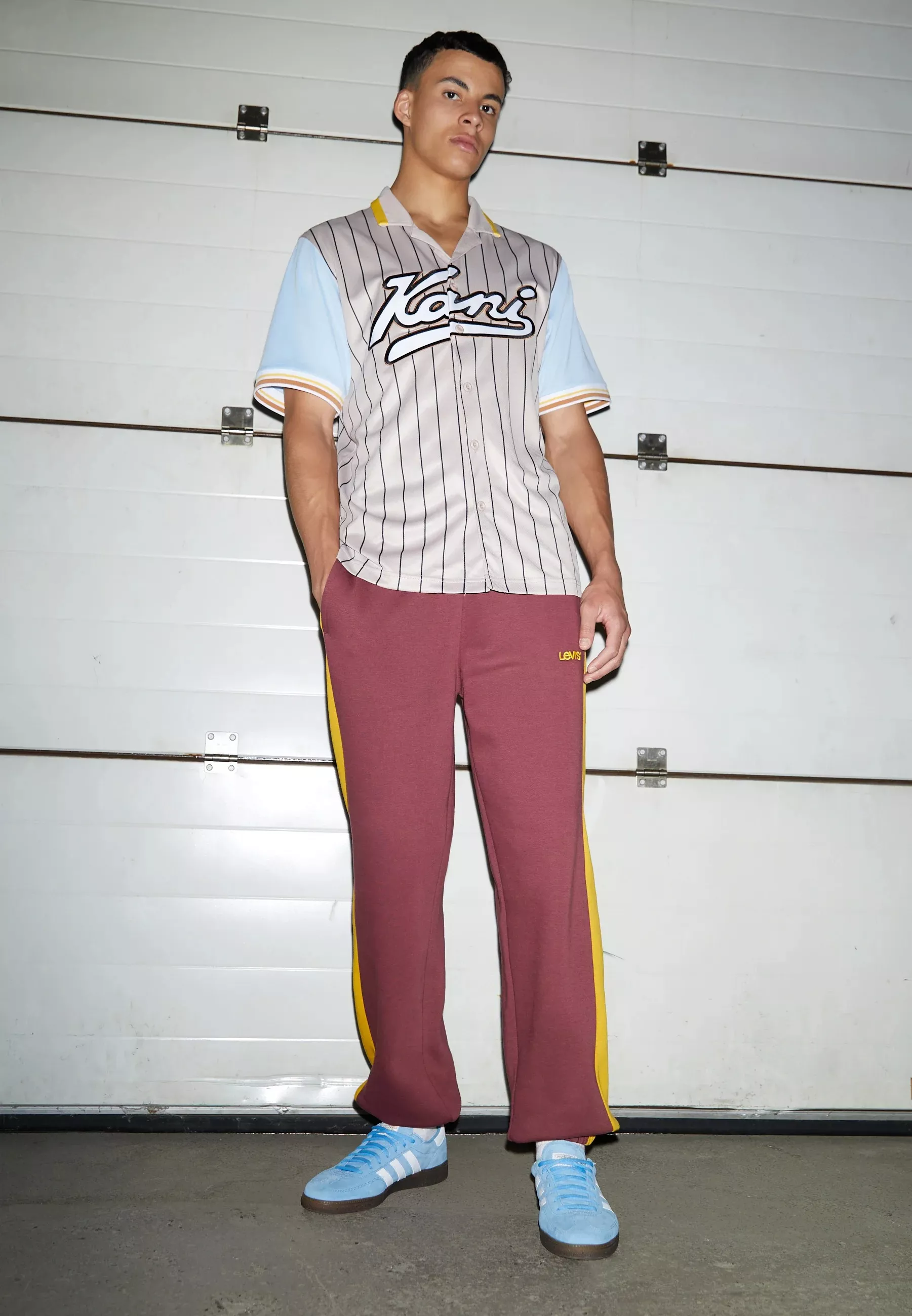 Фото № 3 с приближением к товару «‎HANDBALL SPEZIAL UNISEX»