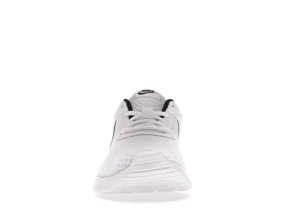 Фото № 2 с приближением к товару «‎Nike Tanjun»