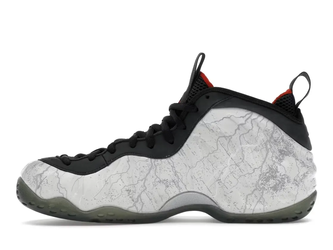 Фото № 3 с приближением к товару «‎Nike Air Foamposite One»