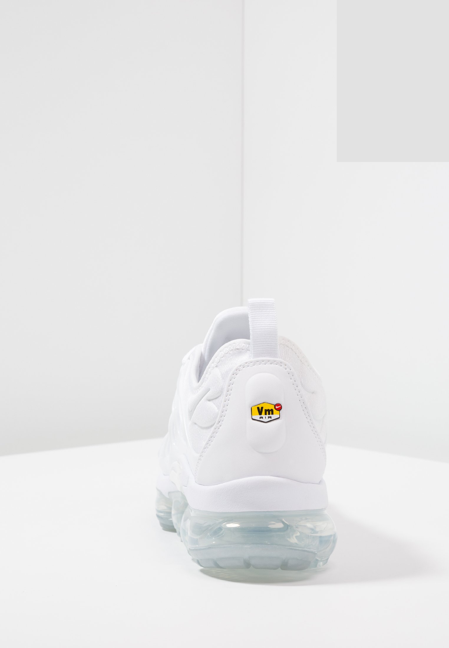 Фото № 4 с приближением к товару «‎Nike Air Vapormax Plus »