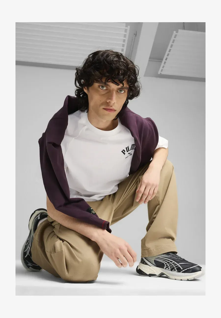 Фото № 2 с приближением к товару «‎VELOPHASIS BORN»