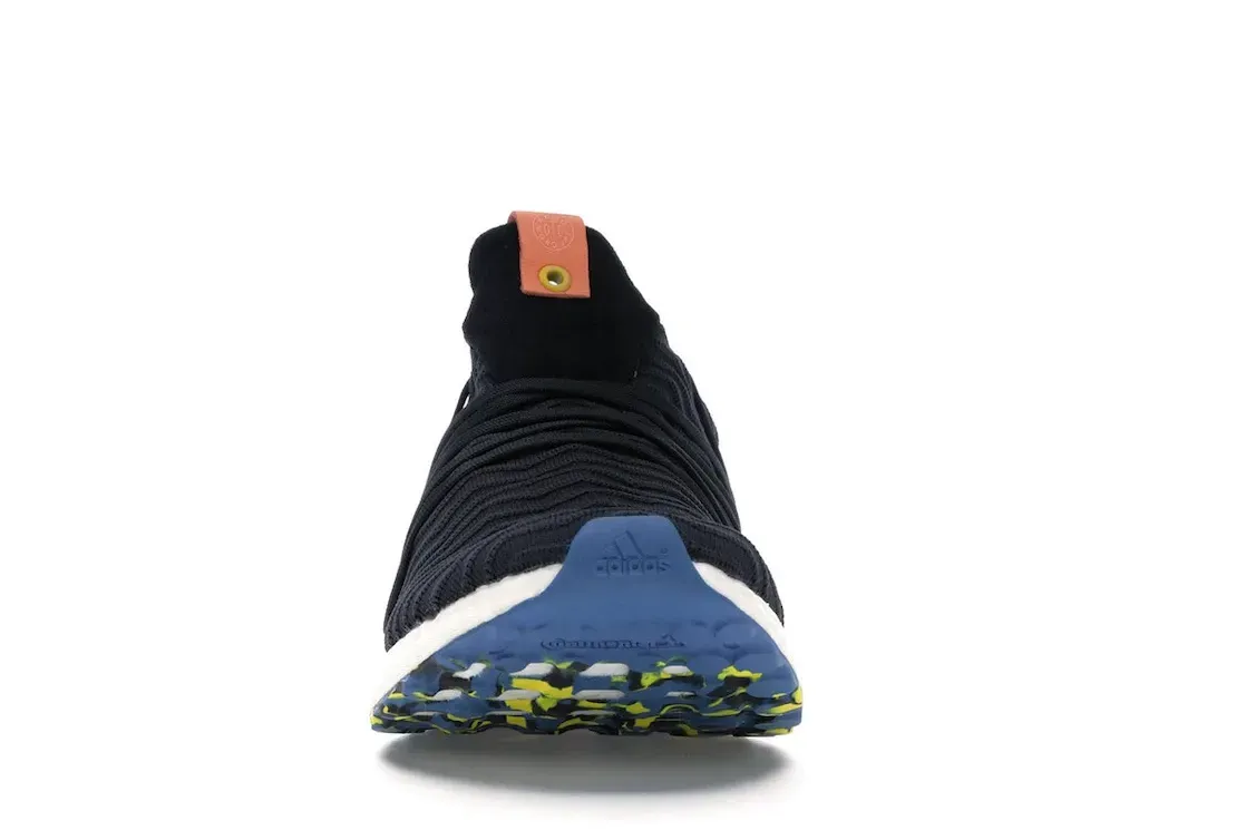 Фото № 2 с приближением к товару «‎adidas Ultra Boost A Kind Of Guise Navy»
