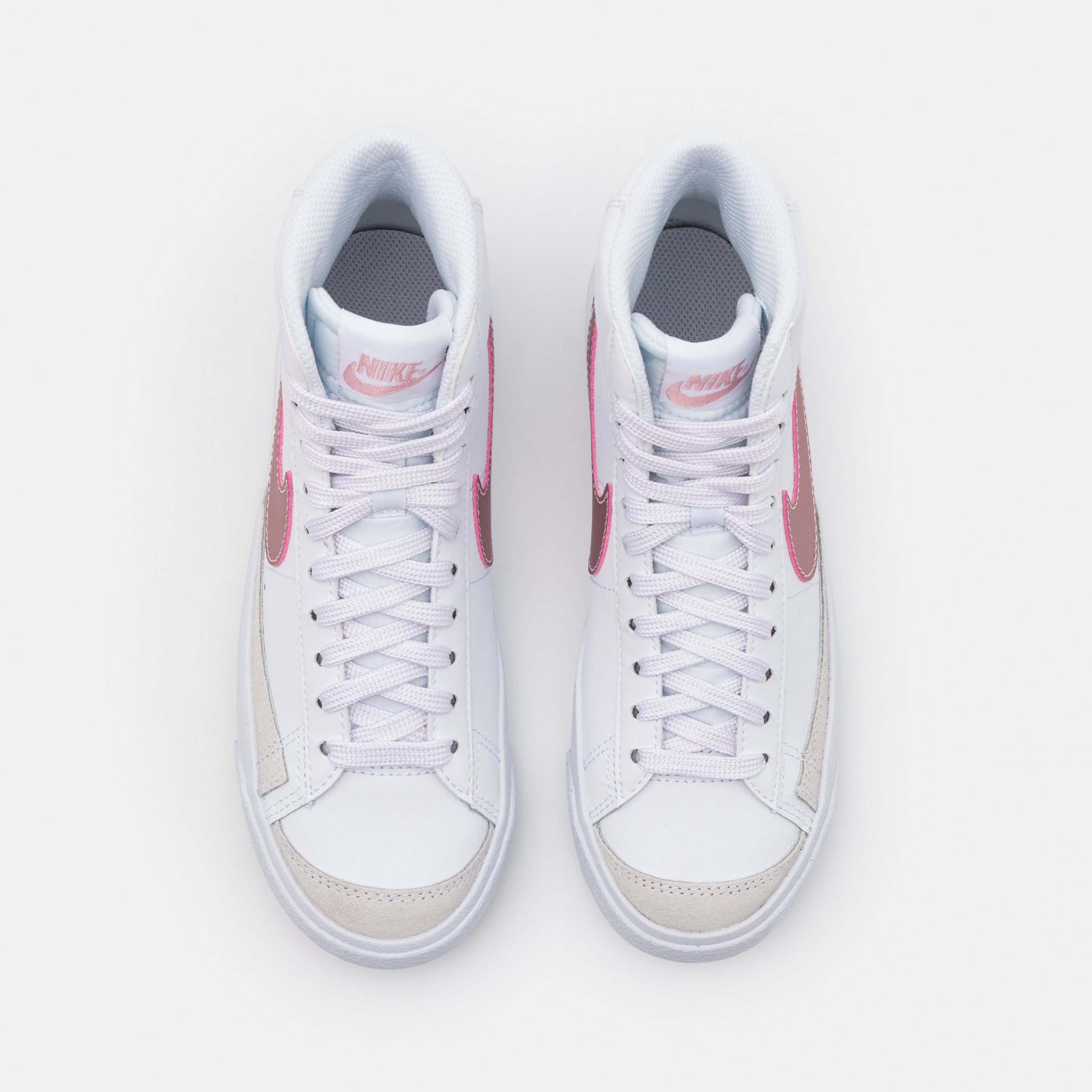 Фото № 4 с приближением к товару «‎Nike Blazer 77 »