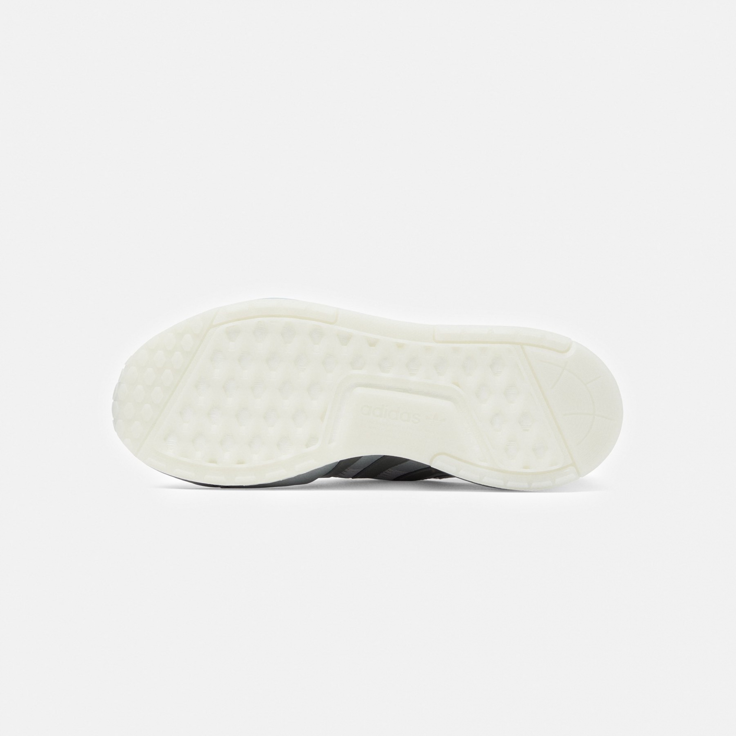 Фото № 5 с приближением к товару «‎Adidas Nmd V3 »