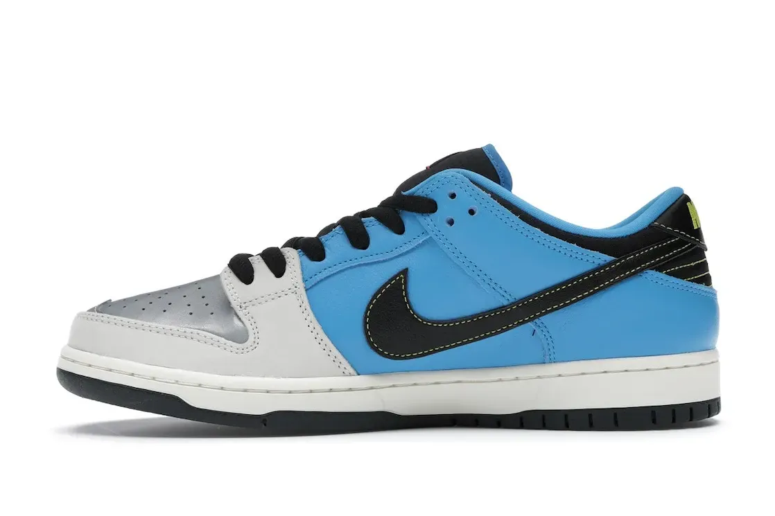 Фото № 3 с приближением к товару «‎Nike SB Dunk Low Instant Skateboards»