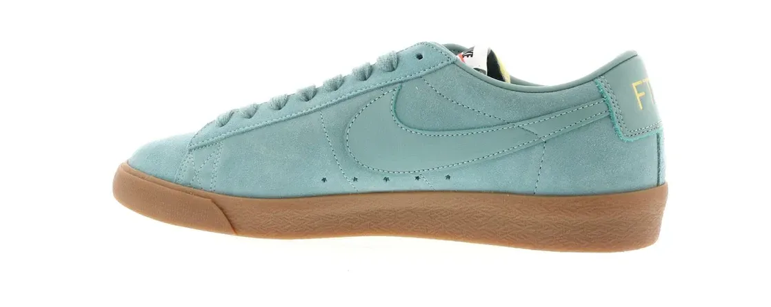 Фото № 3 с приближением к товару «‎Nike SB Blazer Low GT Supreme Canon»