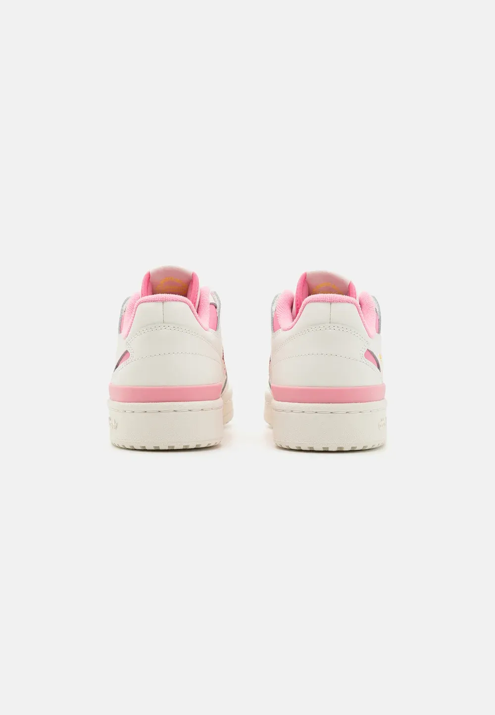 Фото № 3 с приближением к товару «‎FORUM LOW CL»