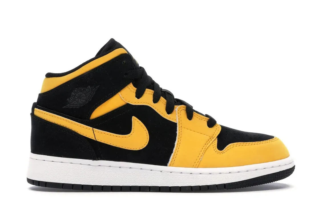 Фото № 1 с приближением к товару «‎Jordan 1 Mid Reverse New Love »