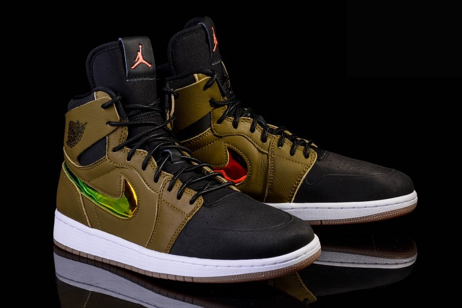 Фото № 2 с приближением к товару «‎Nike Air Jordan 1 Retro Nouveau ‘militia »