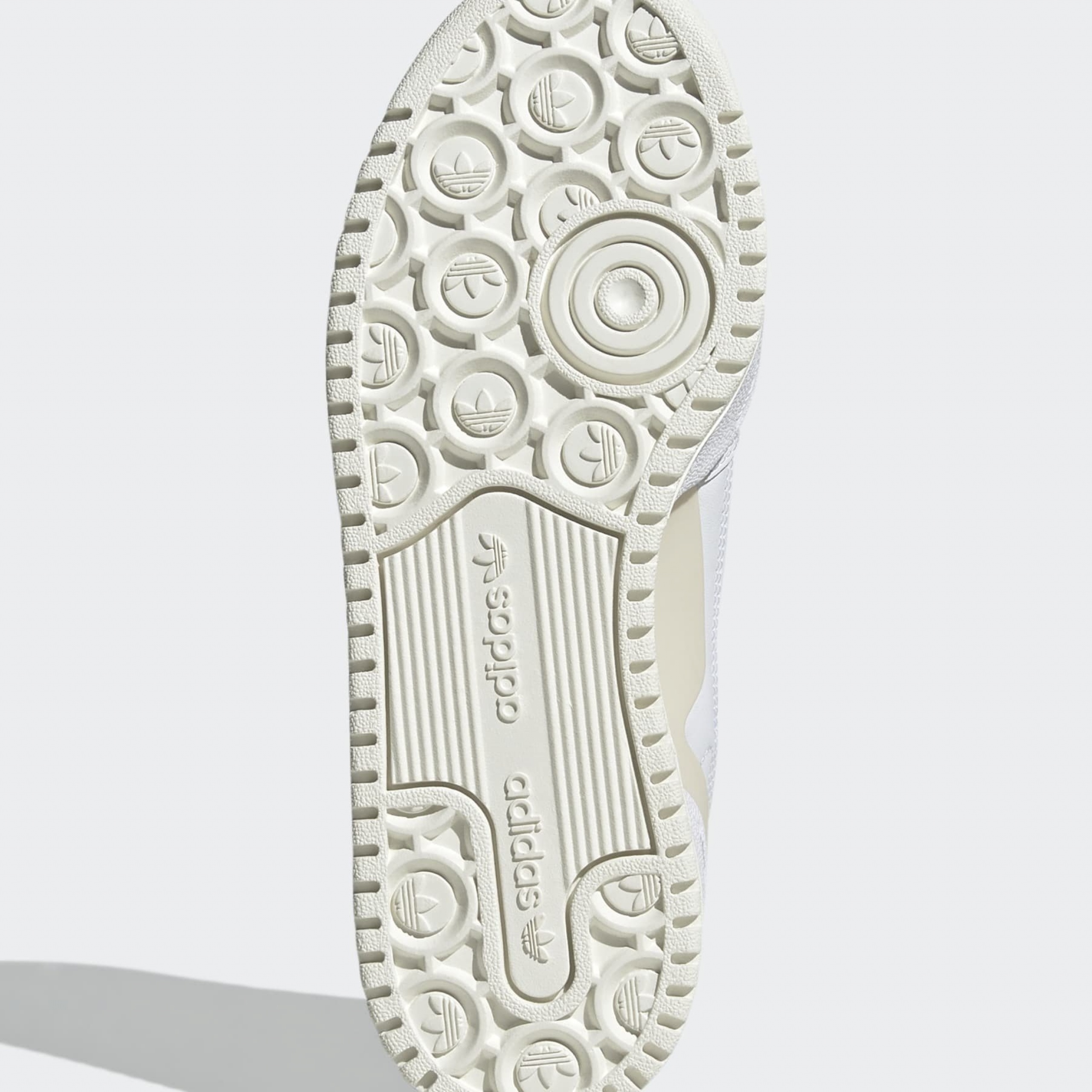 Фото № 5 с приближением к товару «‎Adidas Forum Bold »