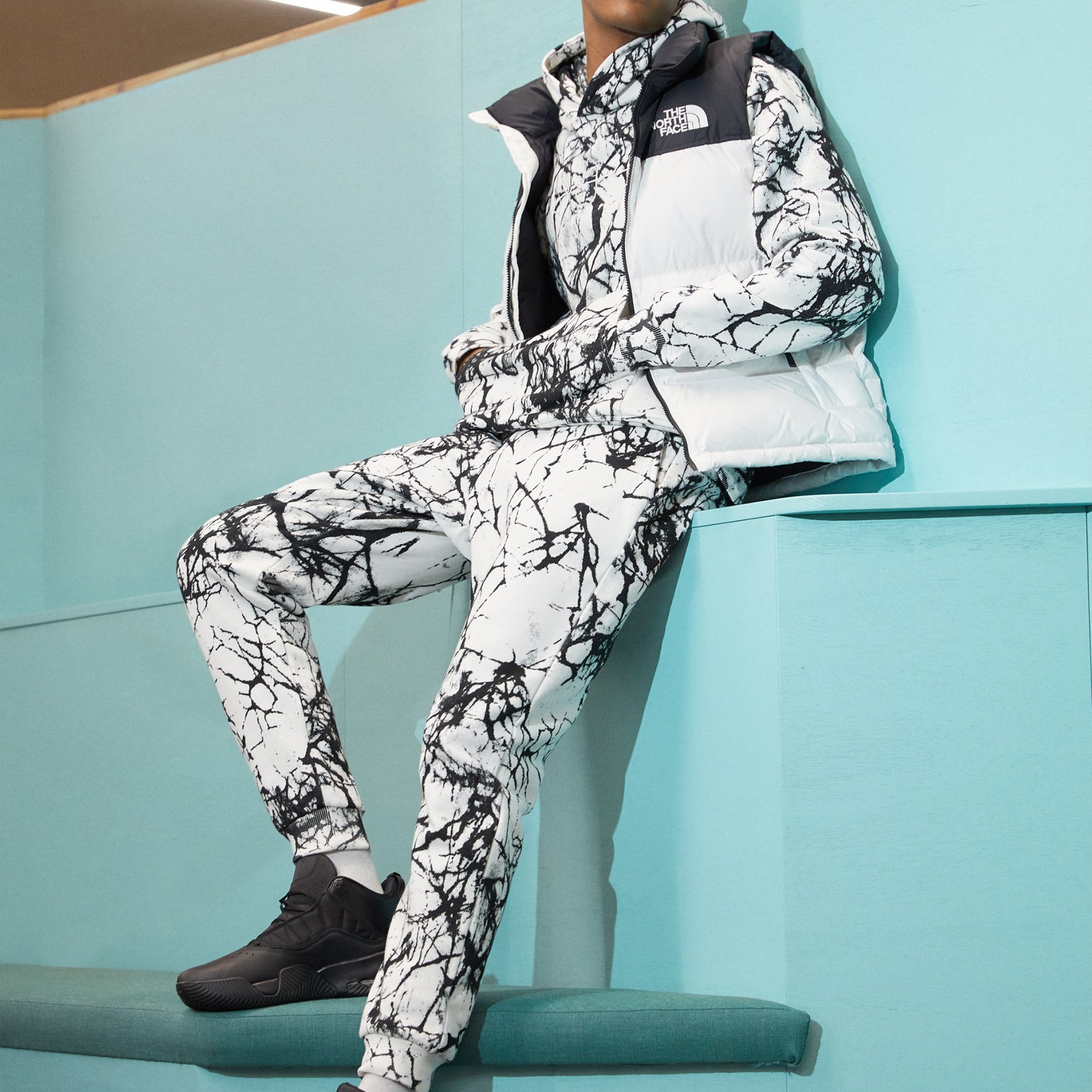 Фото № 2 с приближением к товару «‎Jordan Stay Loyal »