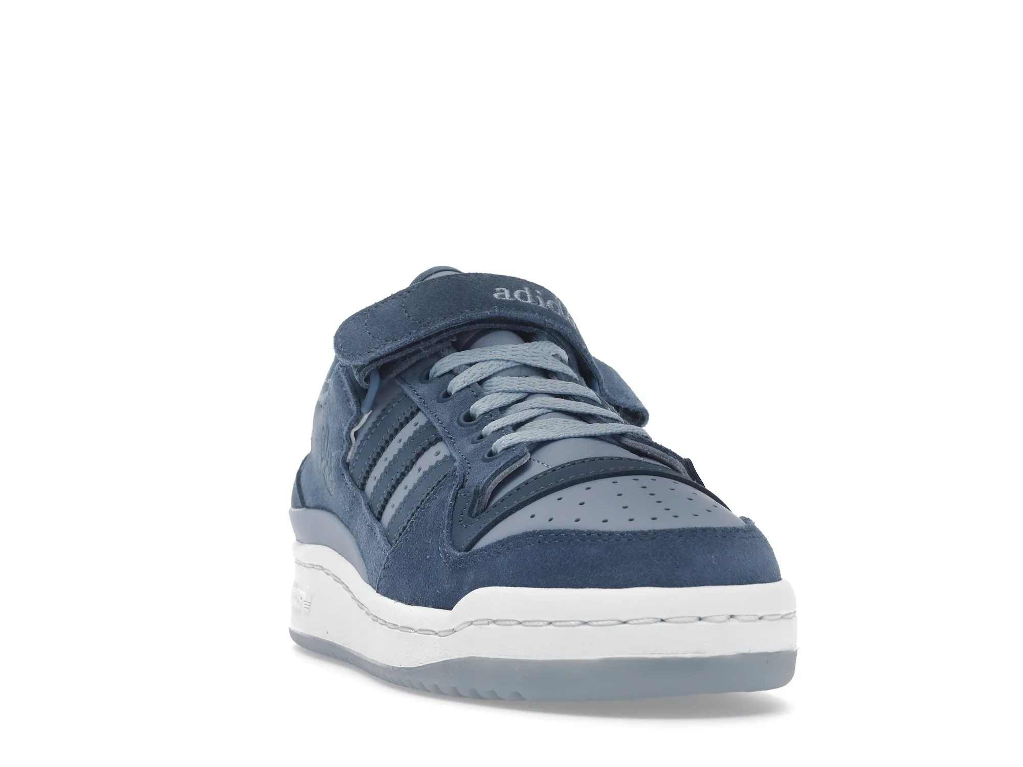 Фото № 4 с приближением к товару «‎adidas Forum Low Ambient Sky»