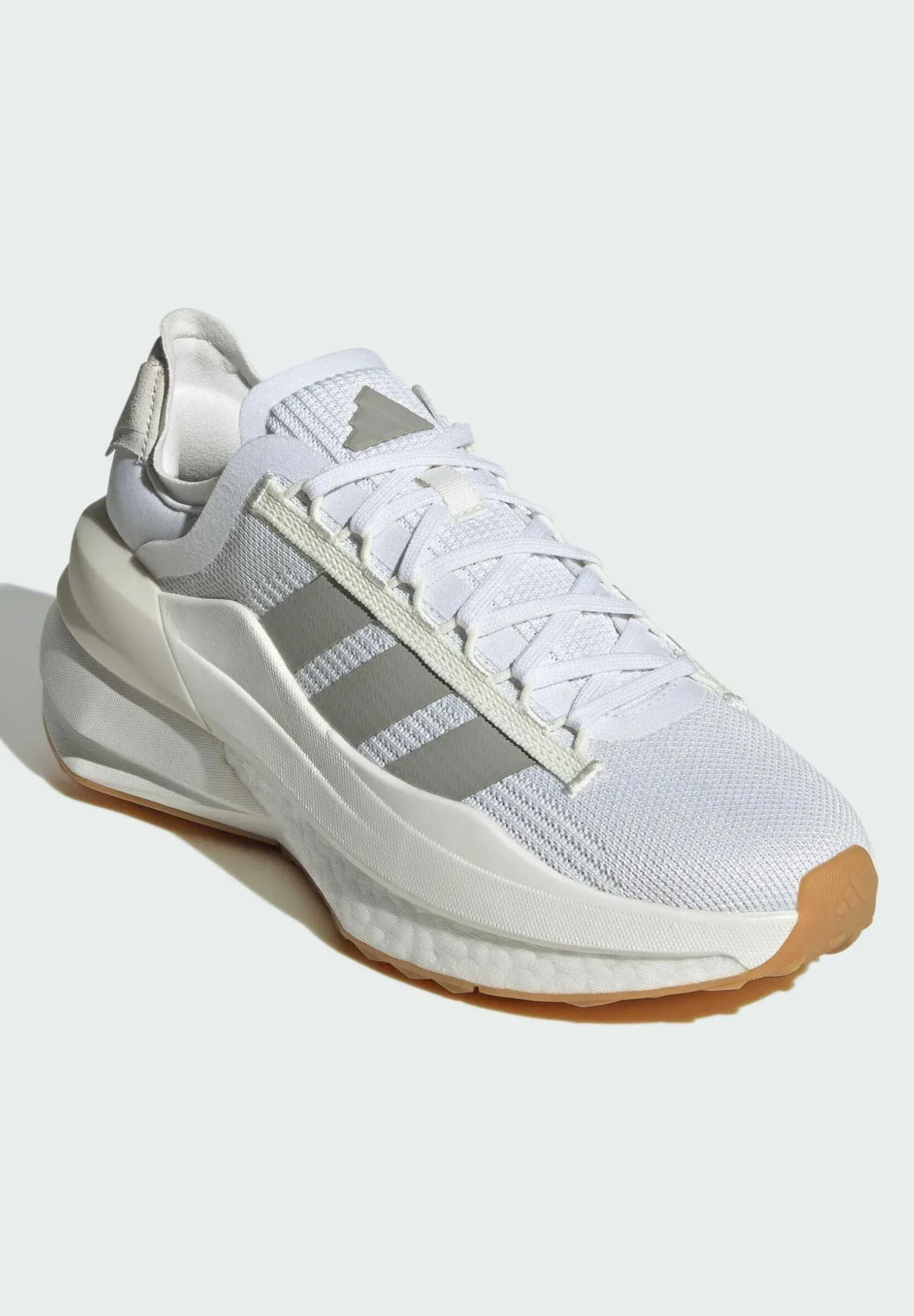 Фото № 2 с приближением к товару «‎AVRYN X»