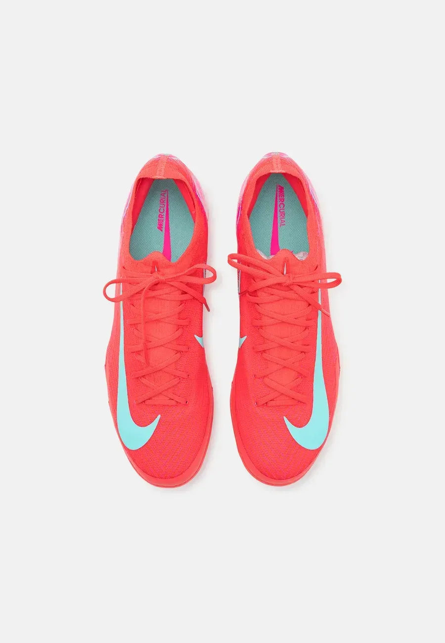 Фото № 4 с приближением к товару «‎ZOOM VAPOR 16 PRO TF»