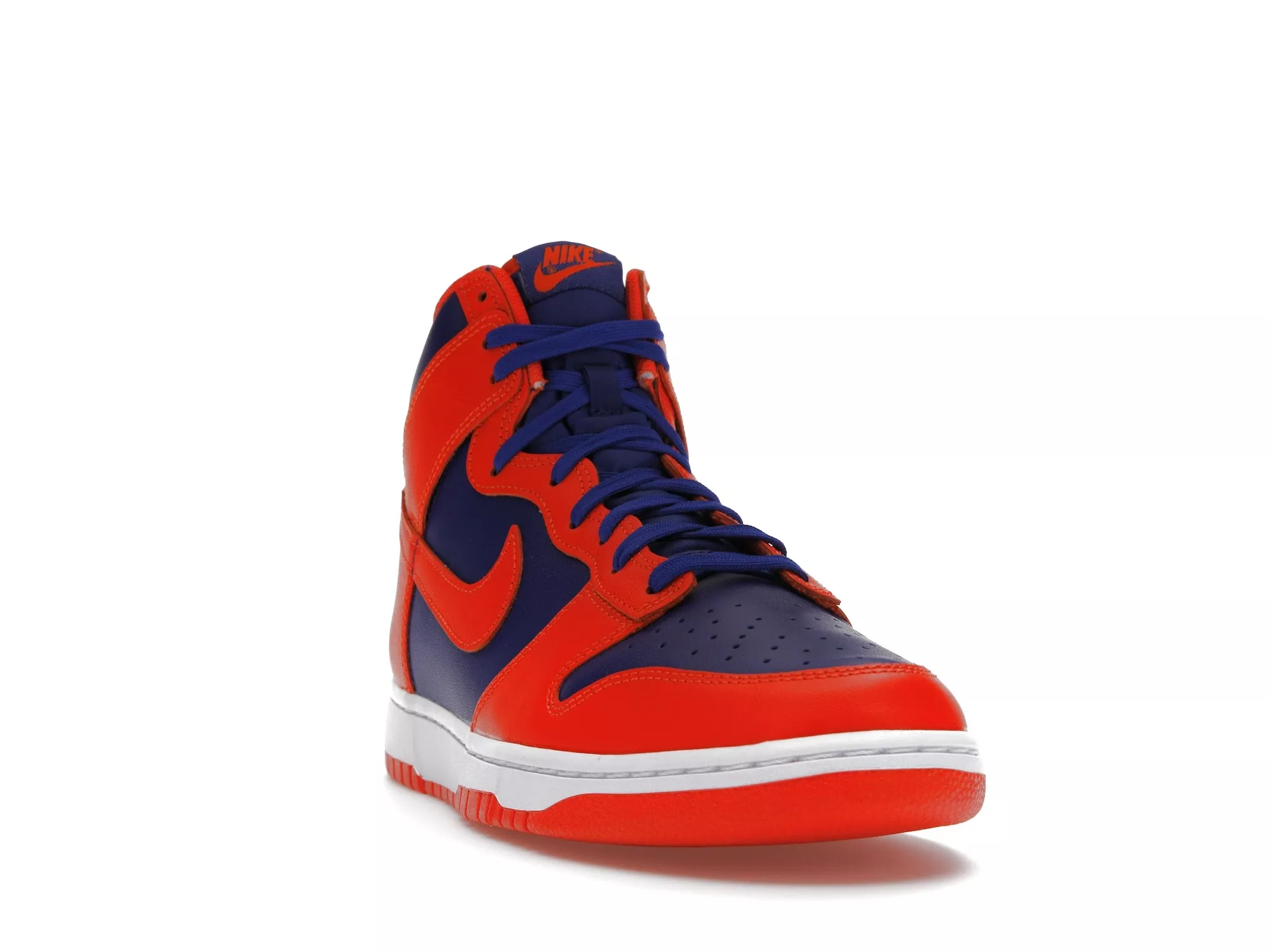 Фото № 2 с приближением к товару «‎Nike Dunk High Knicks»